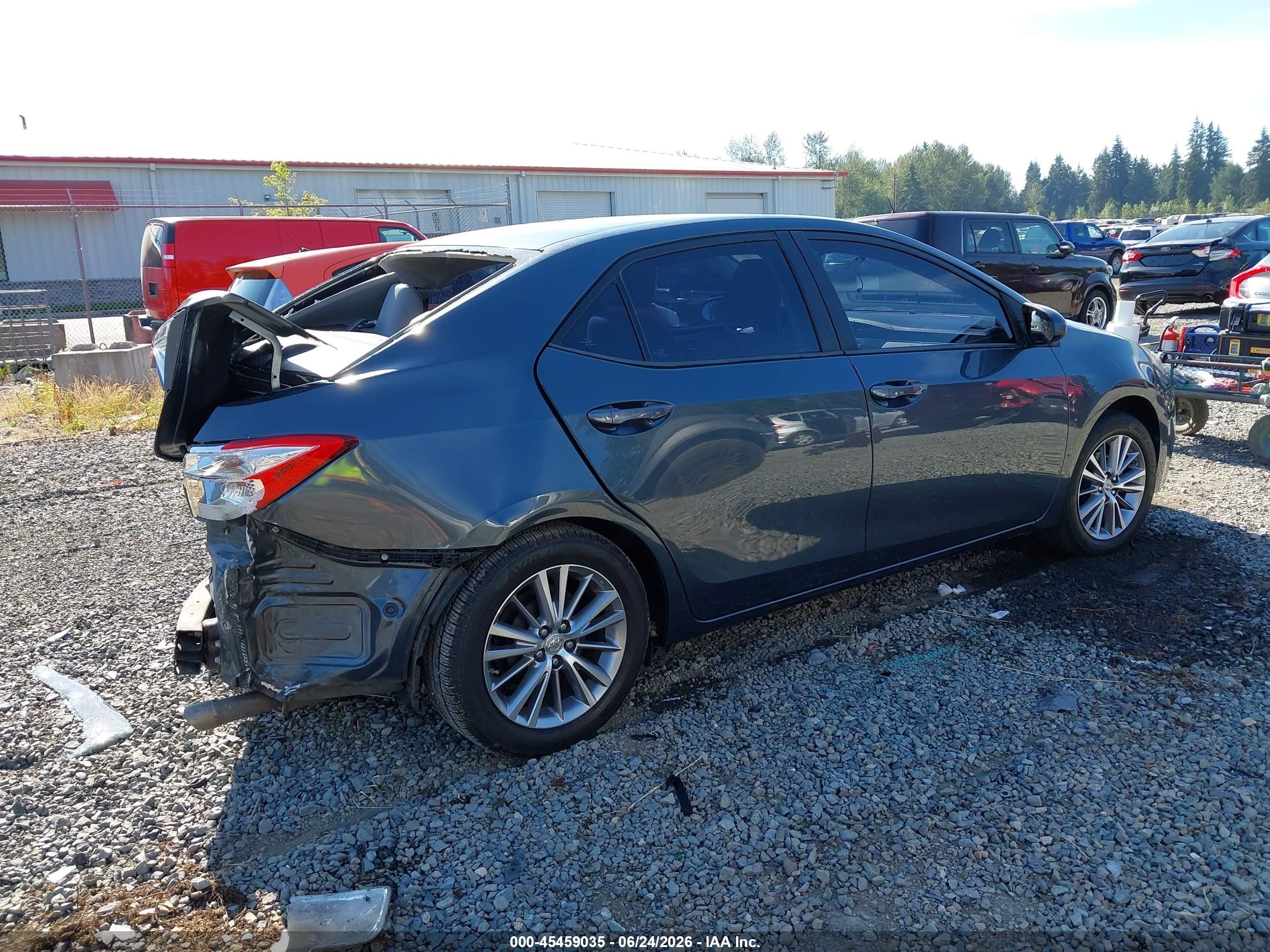 2015 Toyota Corolla Le Plus Blue vin: 2T1BURHE1FC348468