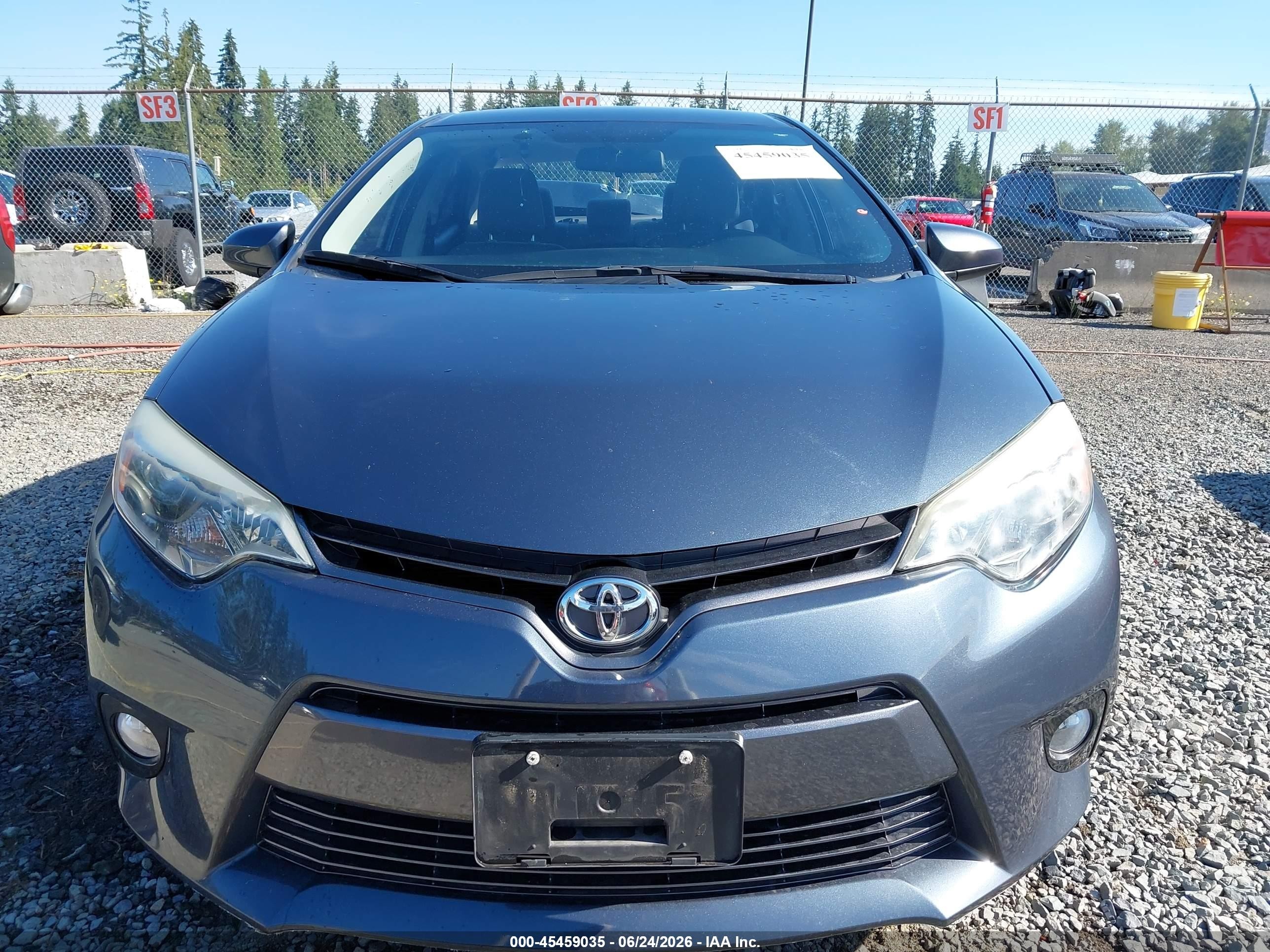 2015 Toyota Corolla Le Plus Blue vin: 2T1BURHE1FC348468