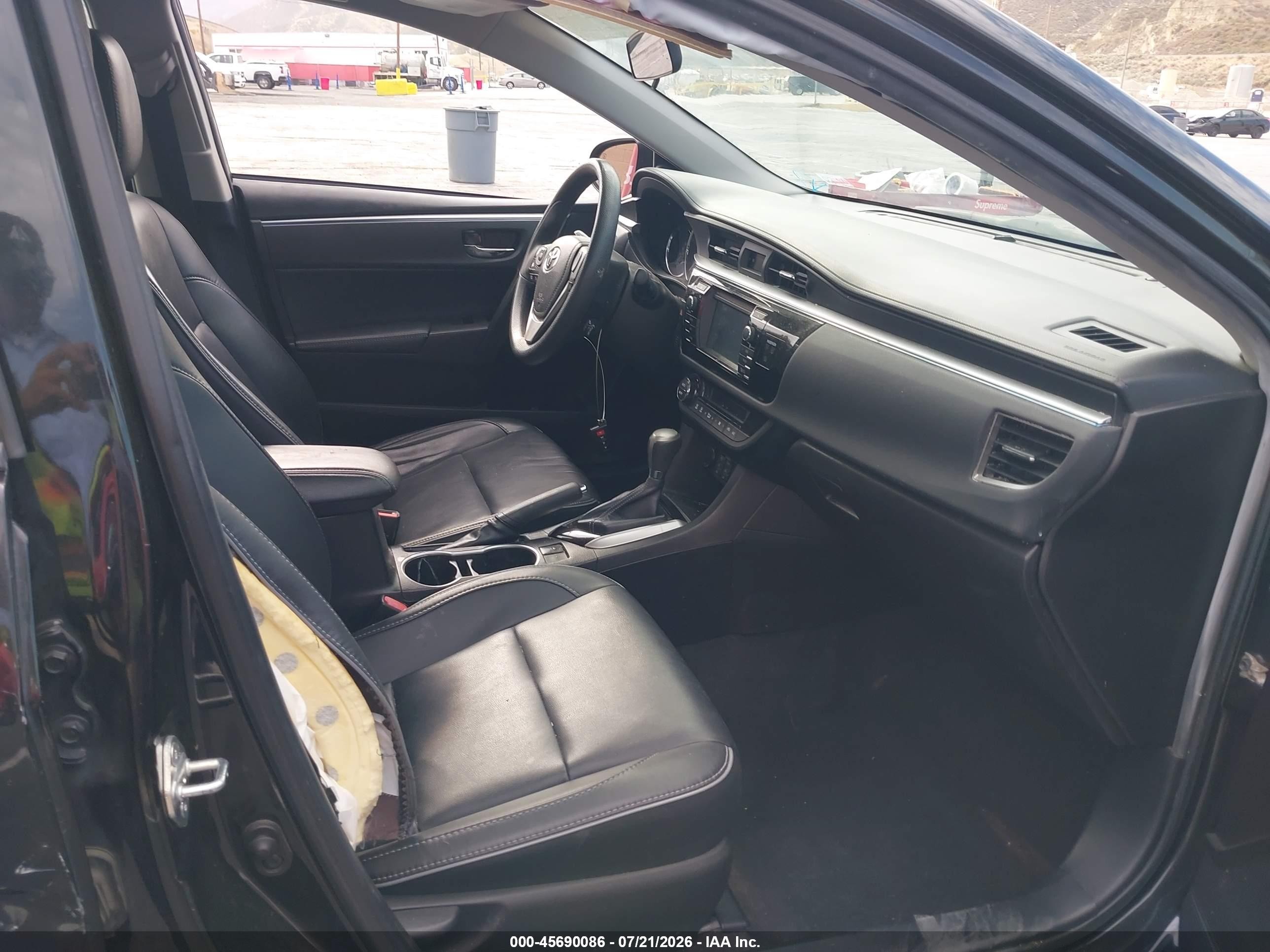 2015 Toyota Corolla Le Premium Black vin: 2T1BURHE1FC351676