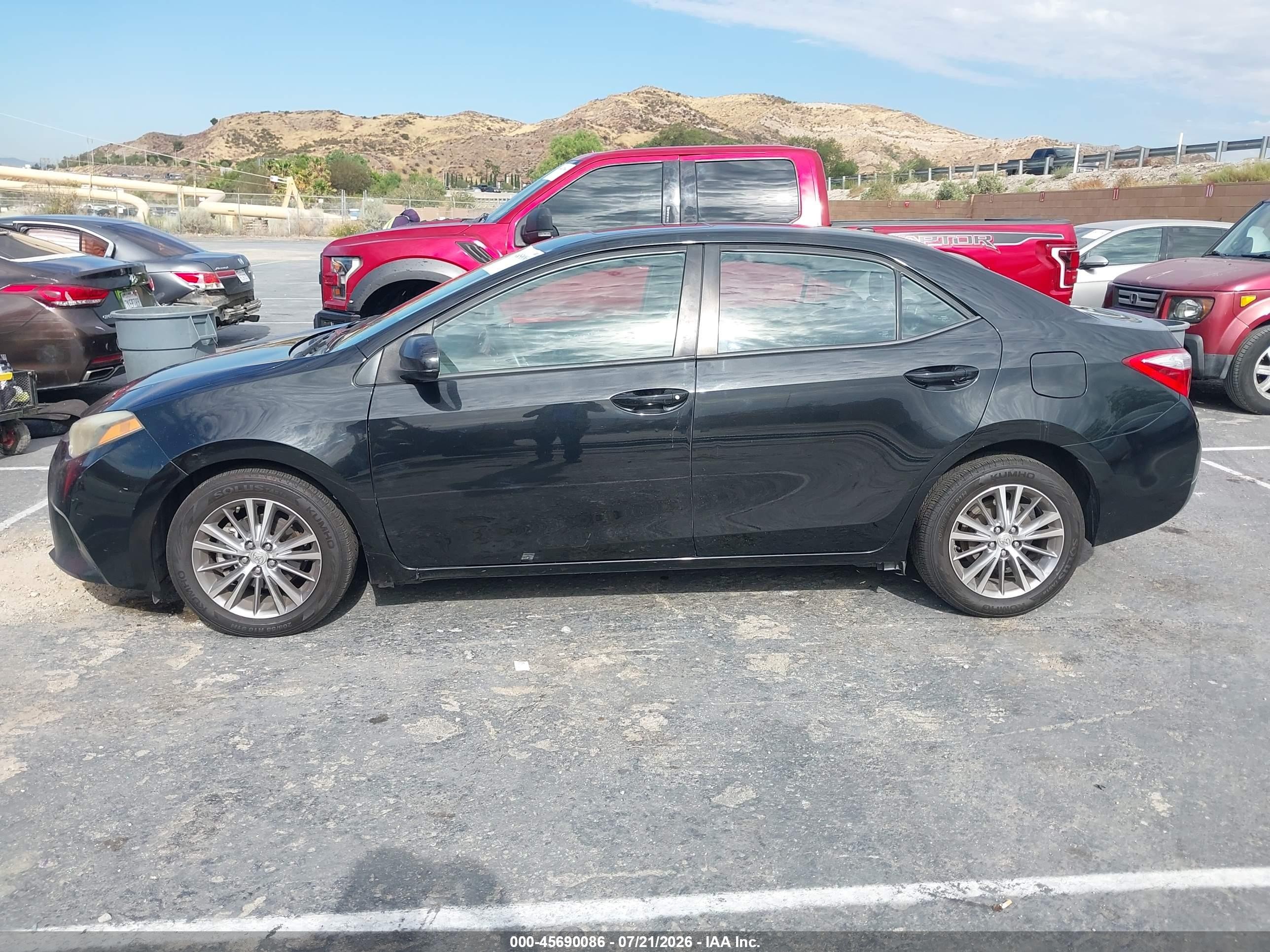 2015 Toyota Corolla Le Premium Black vin: 2T1BURHE1FC351676