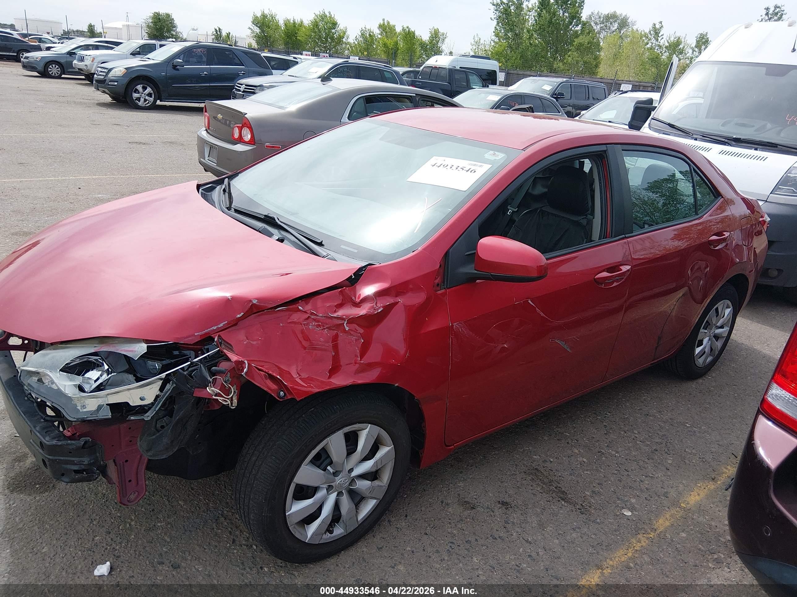 2015 Toyota Corolla Le Red vin: 2T1BURHE1FC351841