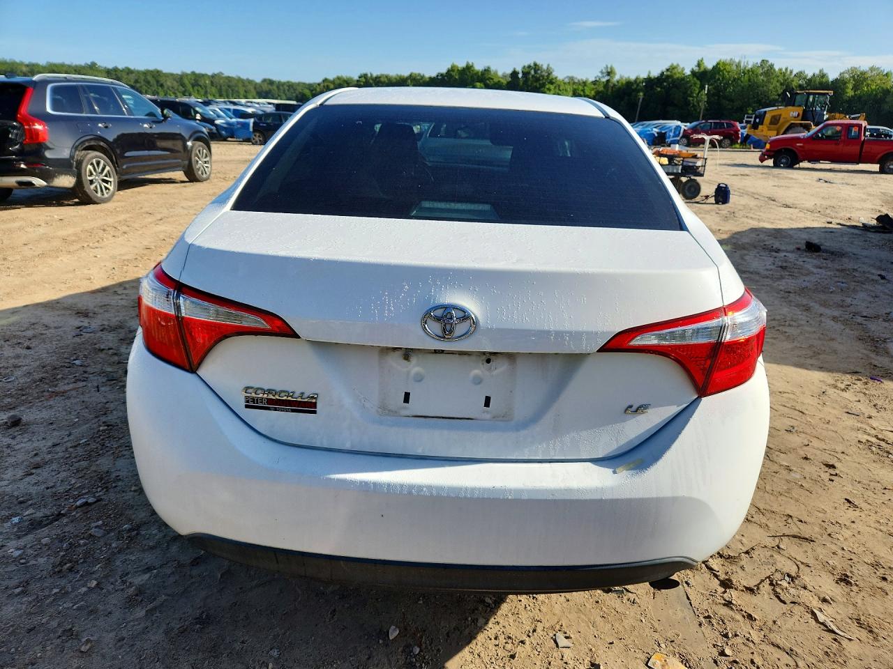 2015 Toyota Corolla Белый vin: 2T1BURHE1FC357770