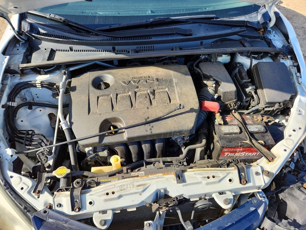 2015 Toyota Corolla Белый vin: 2T1BURHE1FC357770