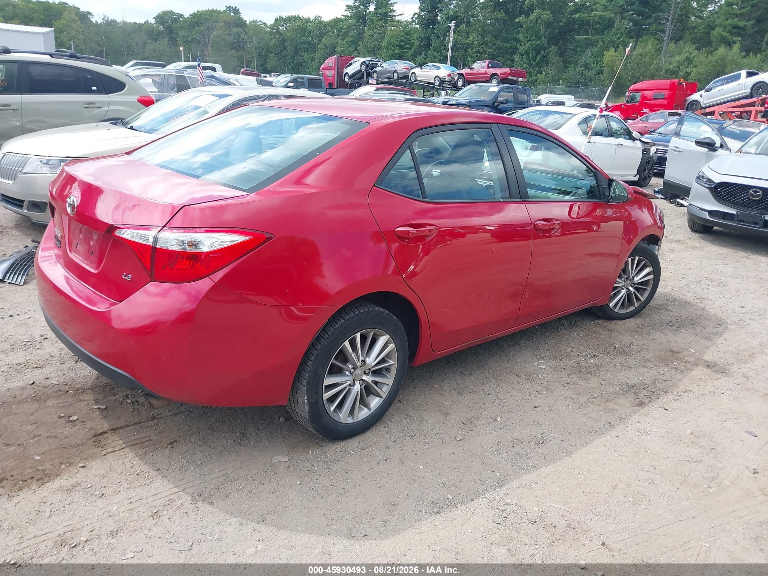 2015 Toyota Corolla Le Plus Red vin: 2T1BURHE1FC359194