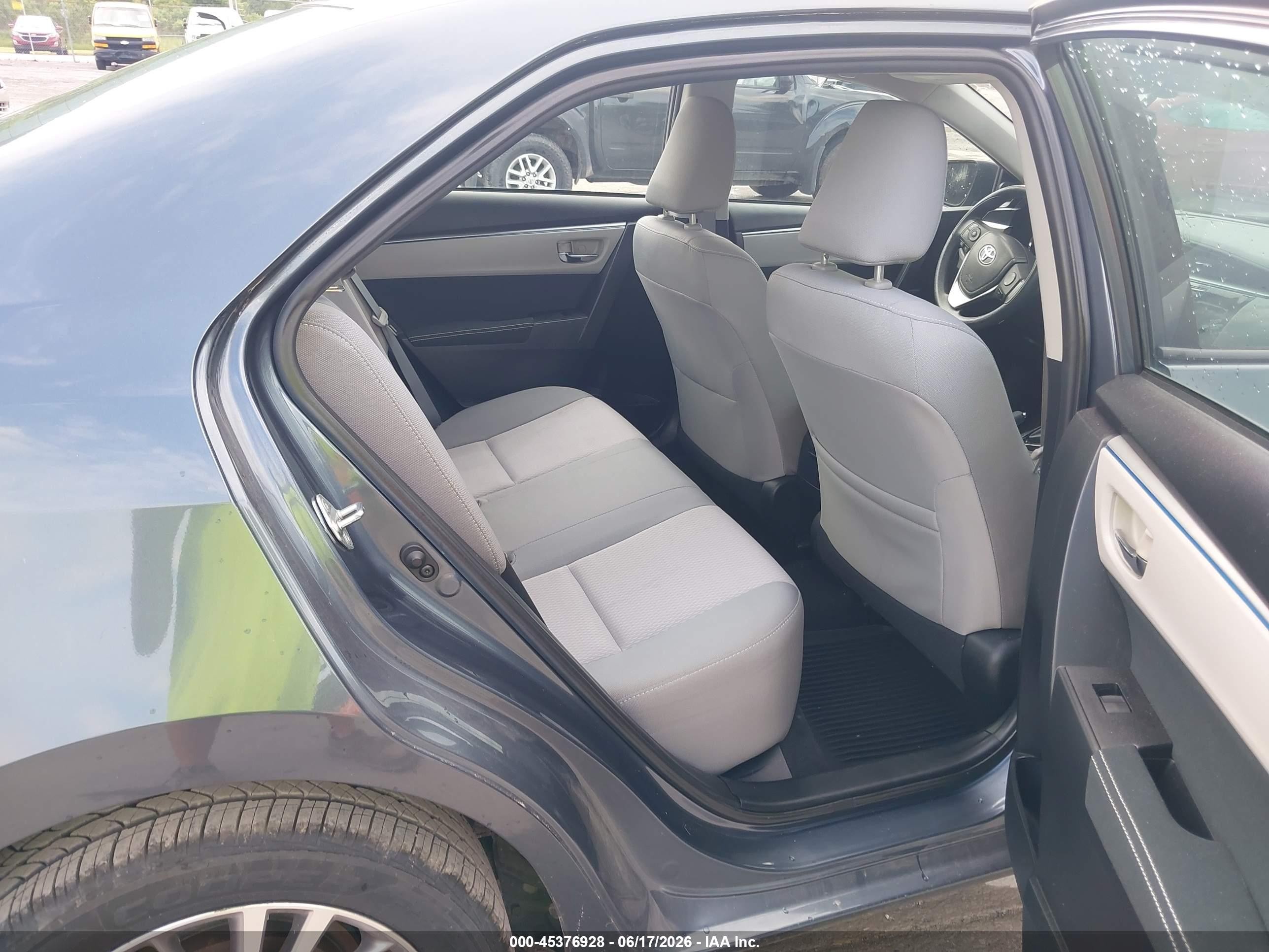 2015 Toyota Corolla Le Plus Gray vin: 2T1BURHE1FC381647