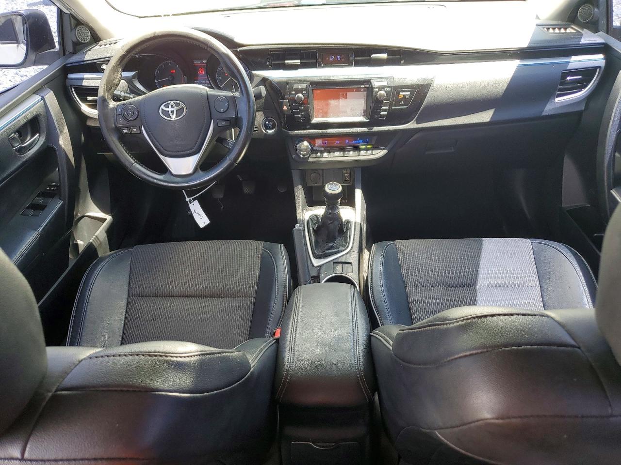 2015 Toyota Corolla S Plus White vin: 2T1BURHE1FC395502