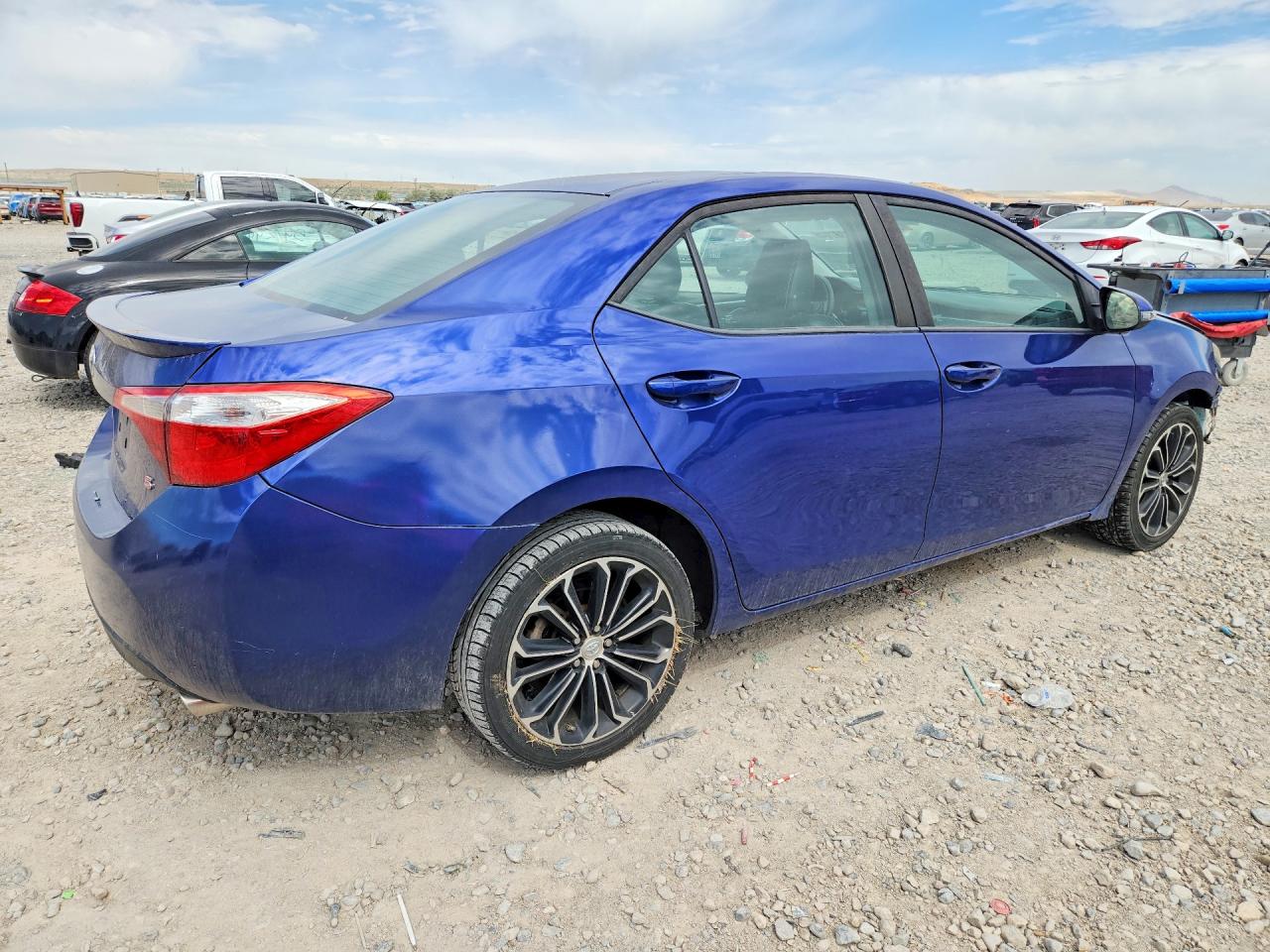 2015 Toyota Corolla L Синий vin: 2T1BURHE1FC408006