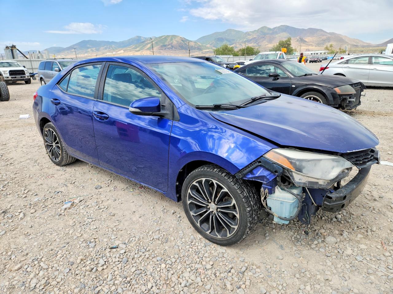 2015 Toyota Corolla L Синий vin: 2T1BURHE1FC408006