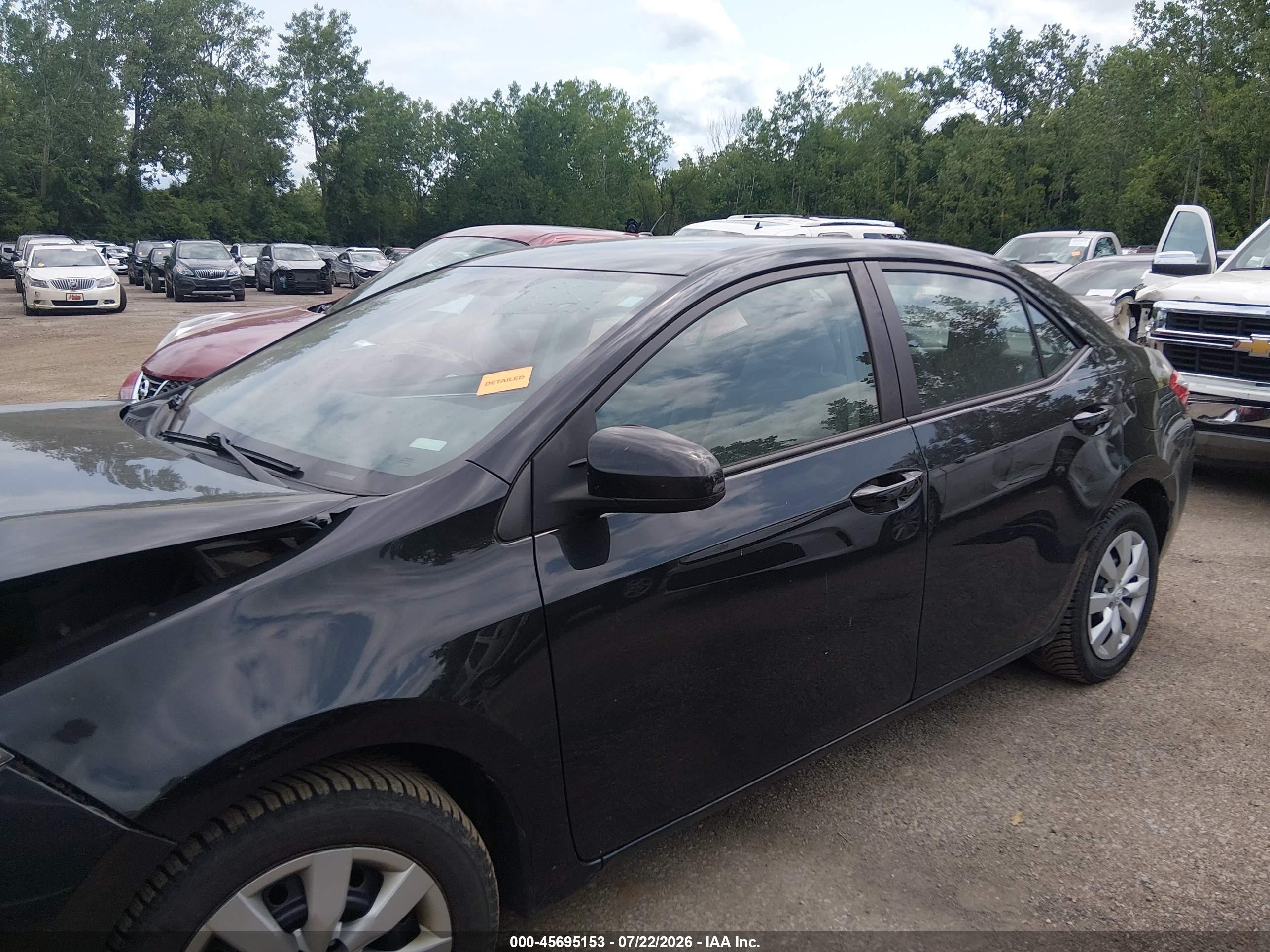 2015 Toyota Corolla Le Blue vin: 2T1BURHE1FC419684