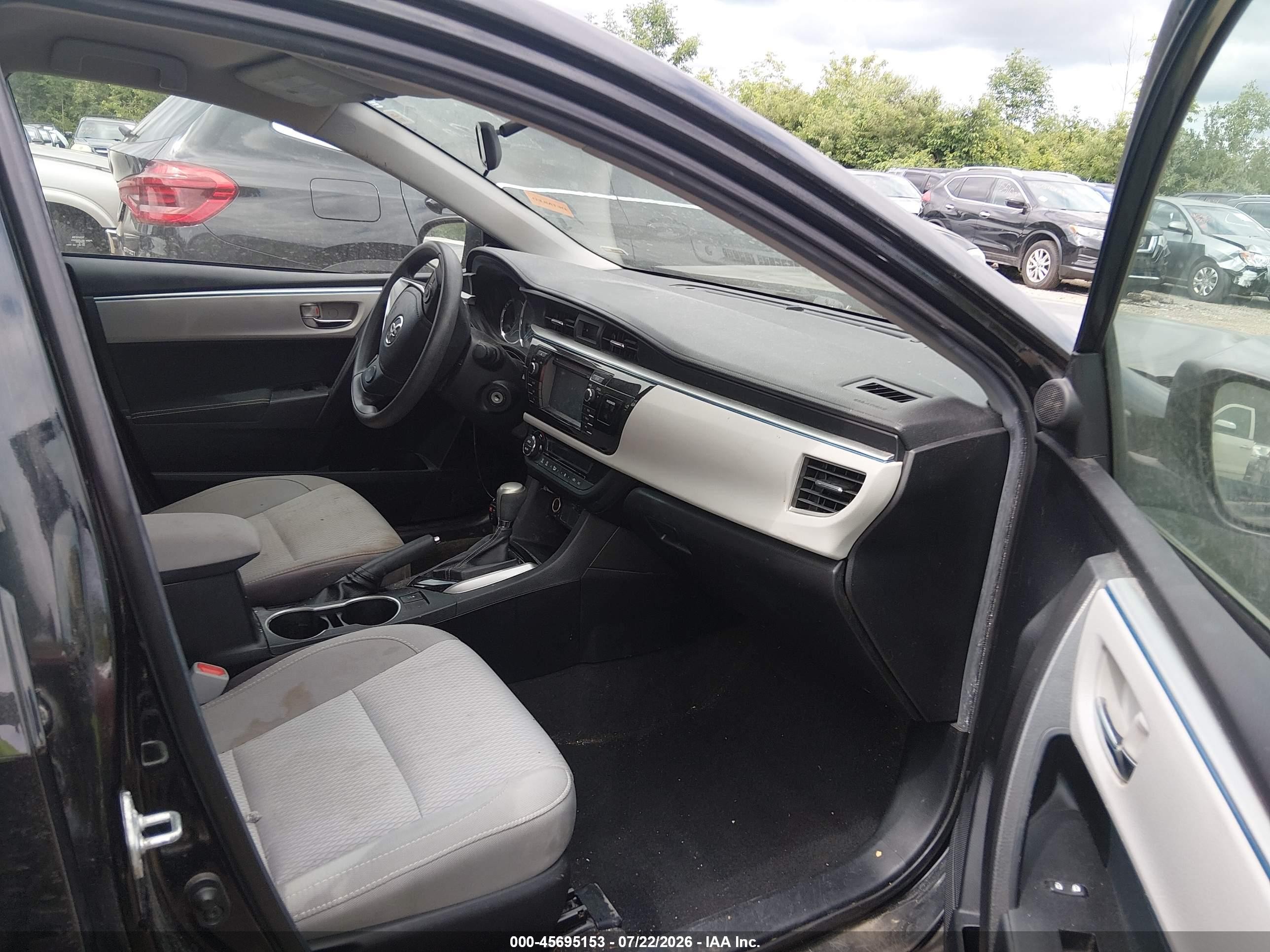 2015 Toyota Corolla Le Blue vin: 2T1BURHE1FC419684
