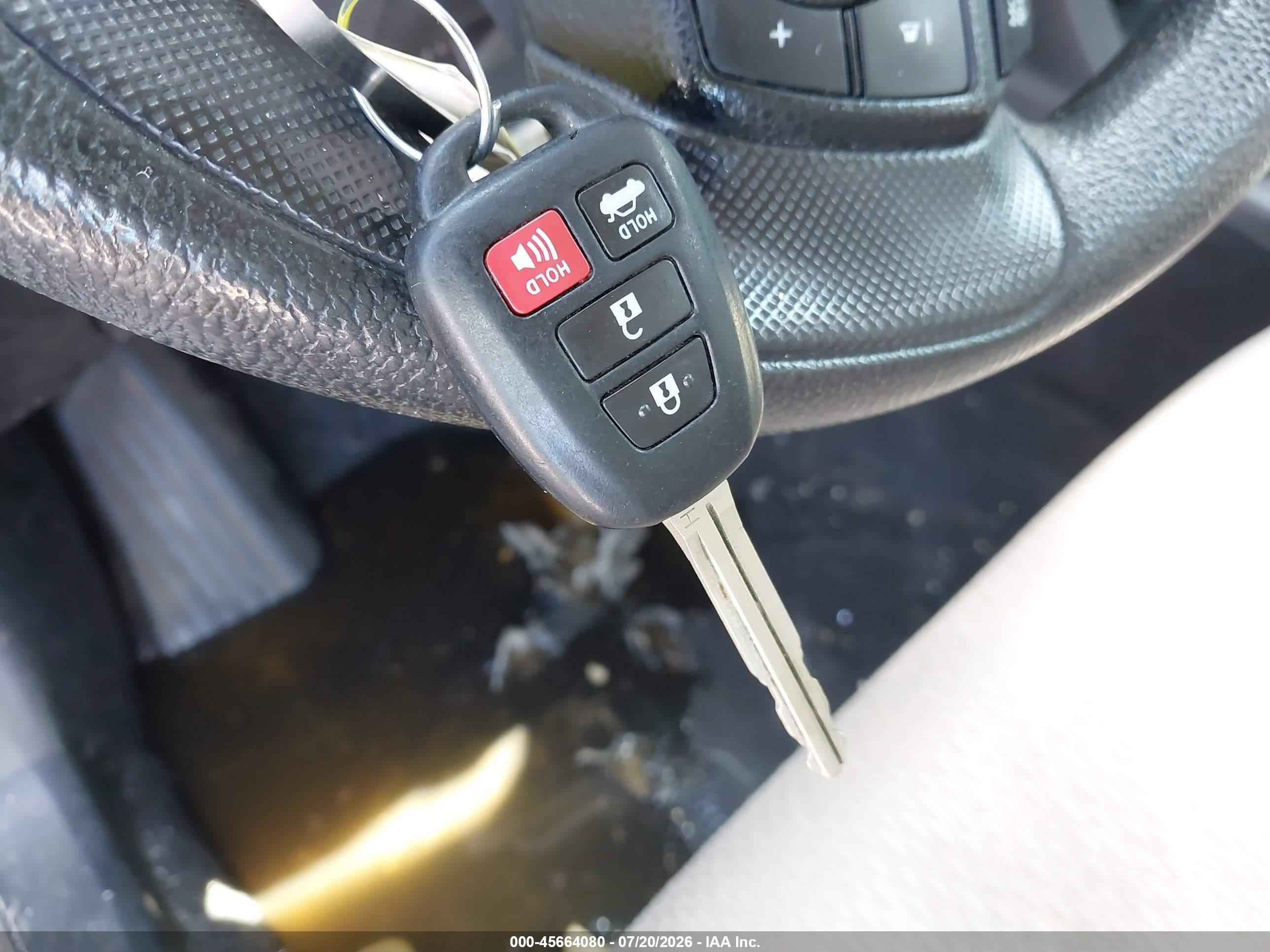 2015 Toyota Corolla Le Blue vin: 2T1BURHE1FC421273