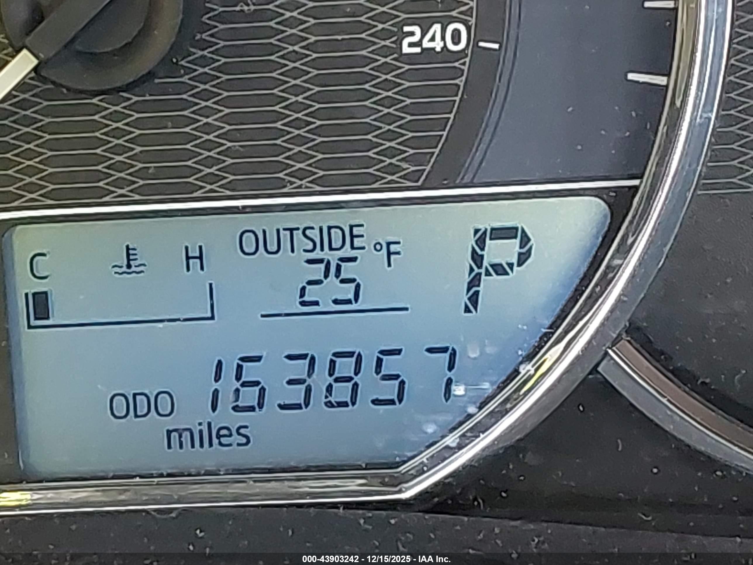 2015 Toyota Corolla Le Gray vin: 2T1BURHE1FC421774