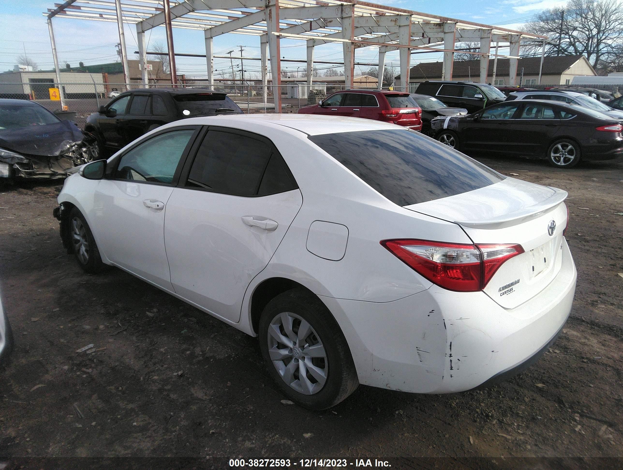 2015 Toyota Corolla Le White vin: 2T1BURHE1FC437067