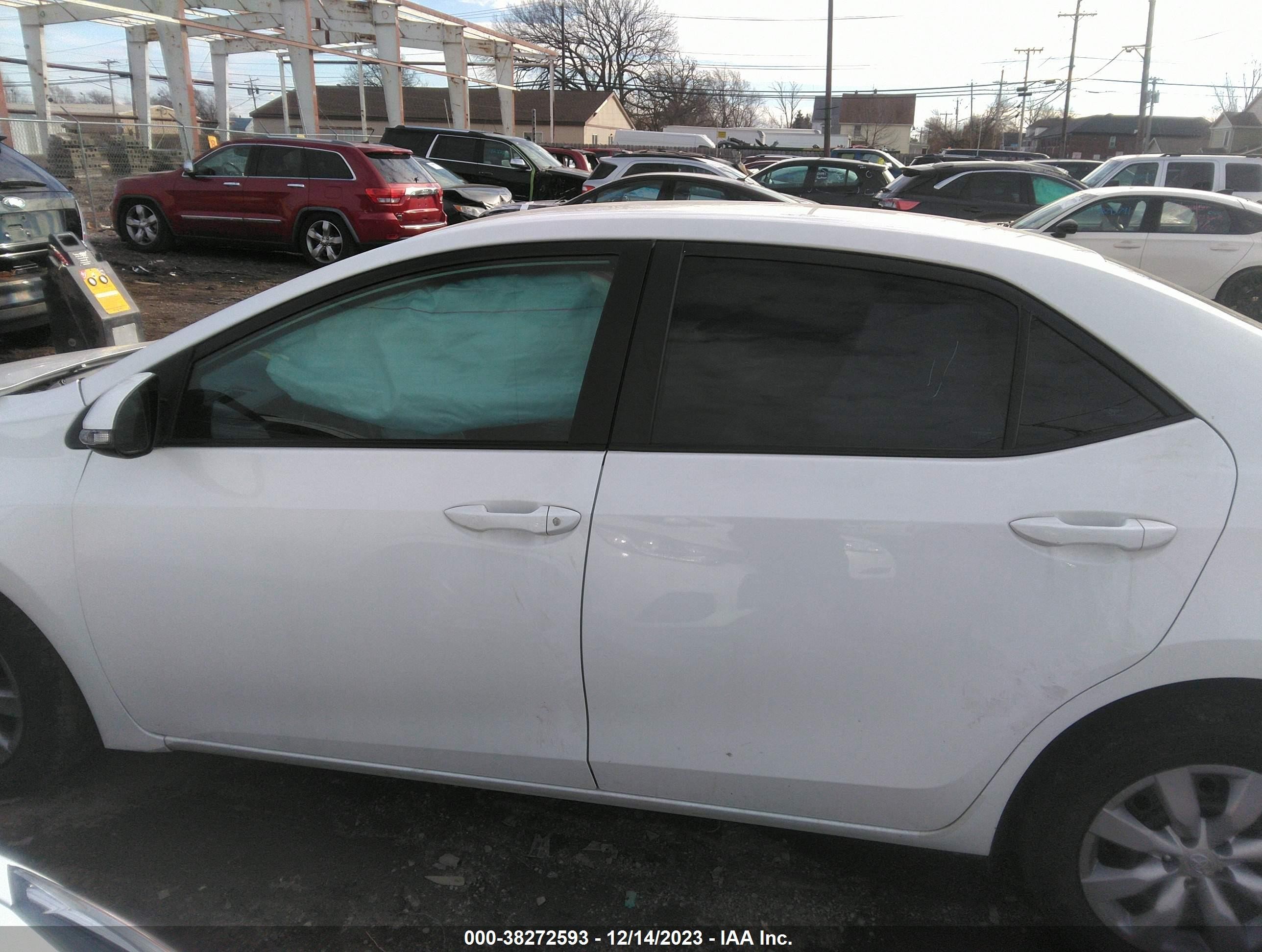2015 Toyota Corolla Le White vin: 2T1BURHE1FC437067