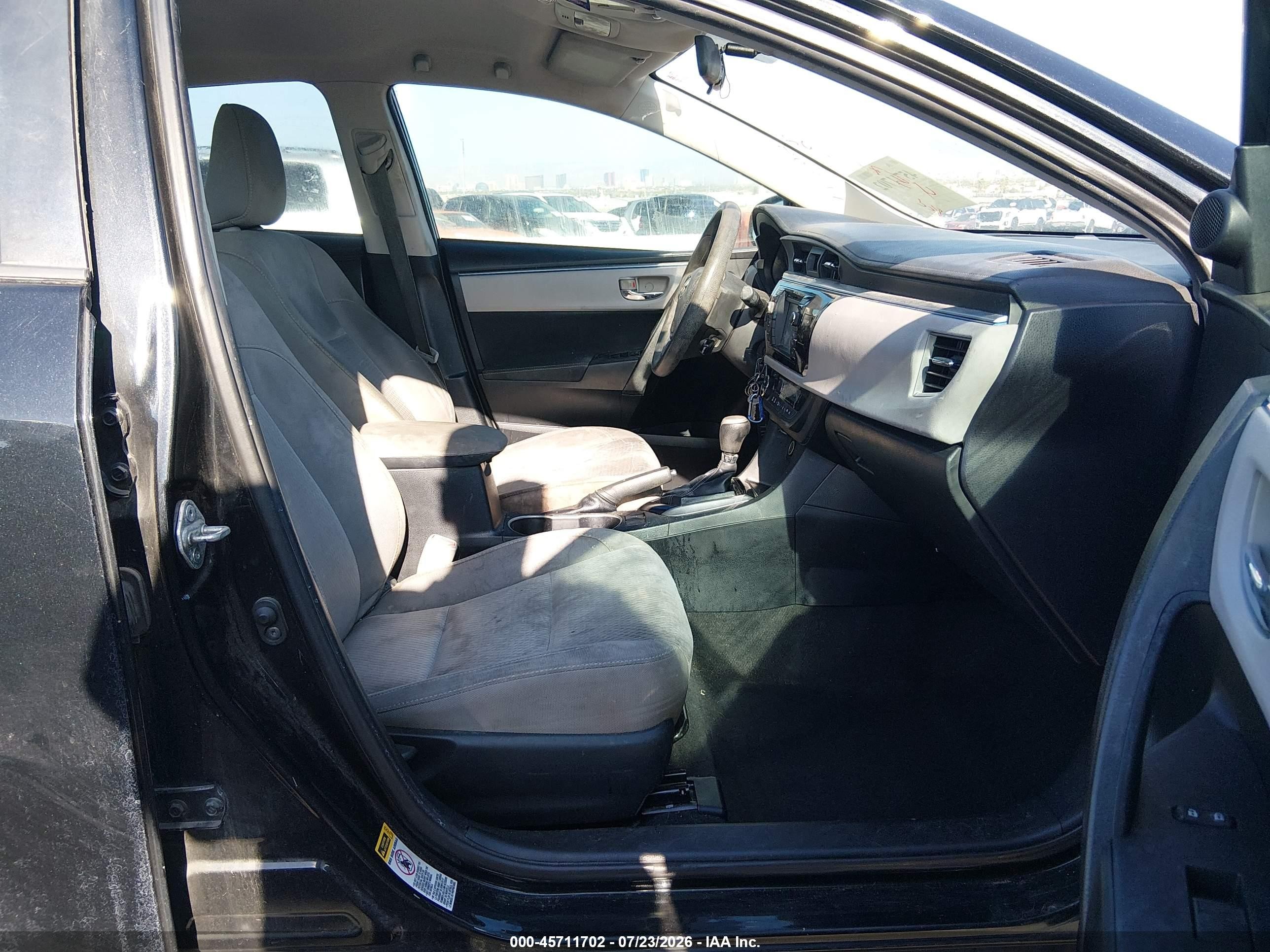 2015 Toyota Corolla Le Черный vin: 2T1BURHE1FC444651
