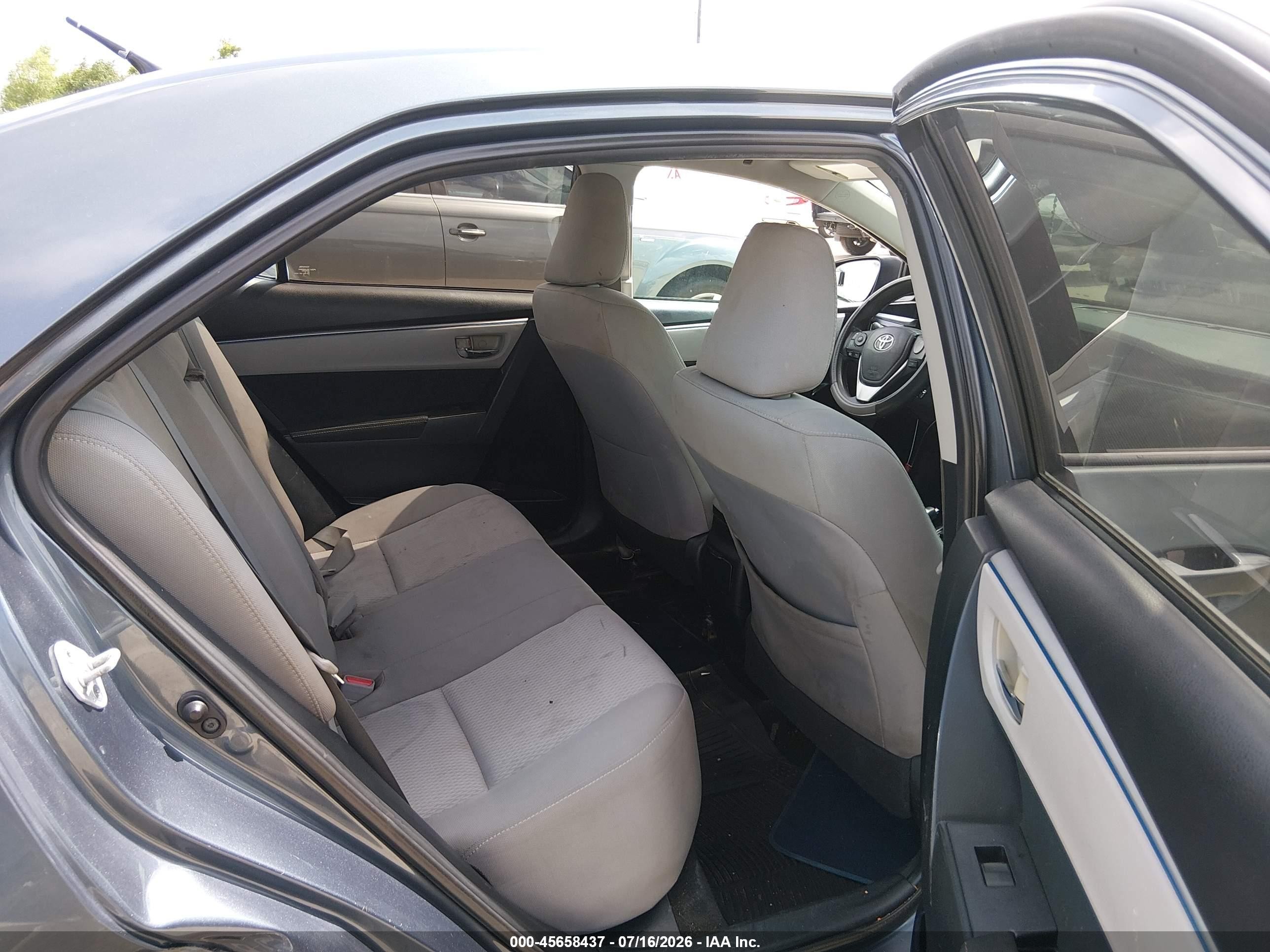 2015 Toyota Corolla Le Gray vin: 2T1BURHE1FC457416