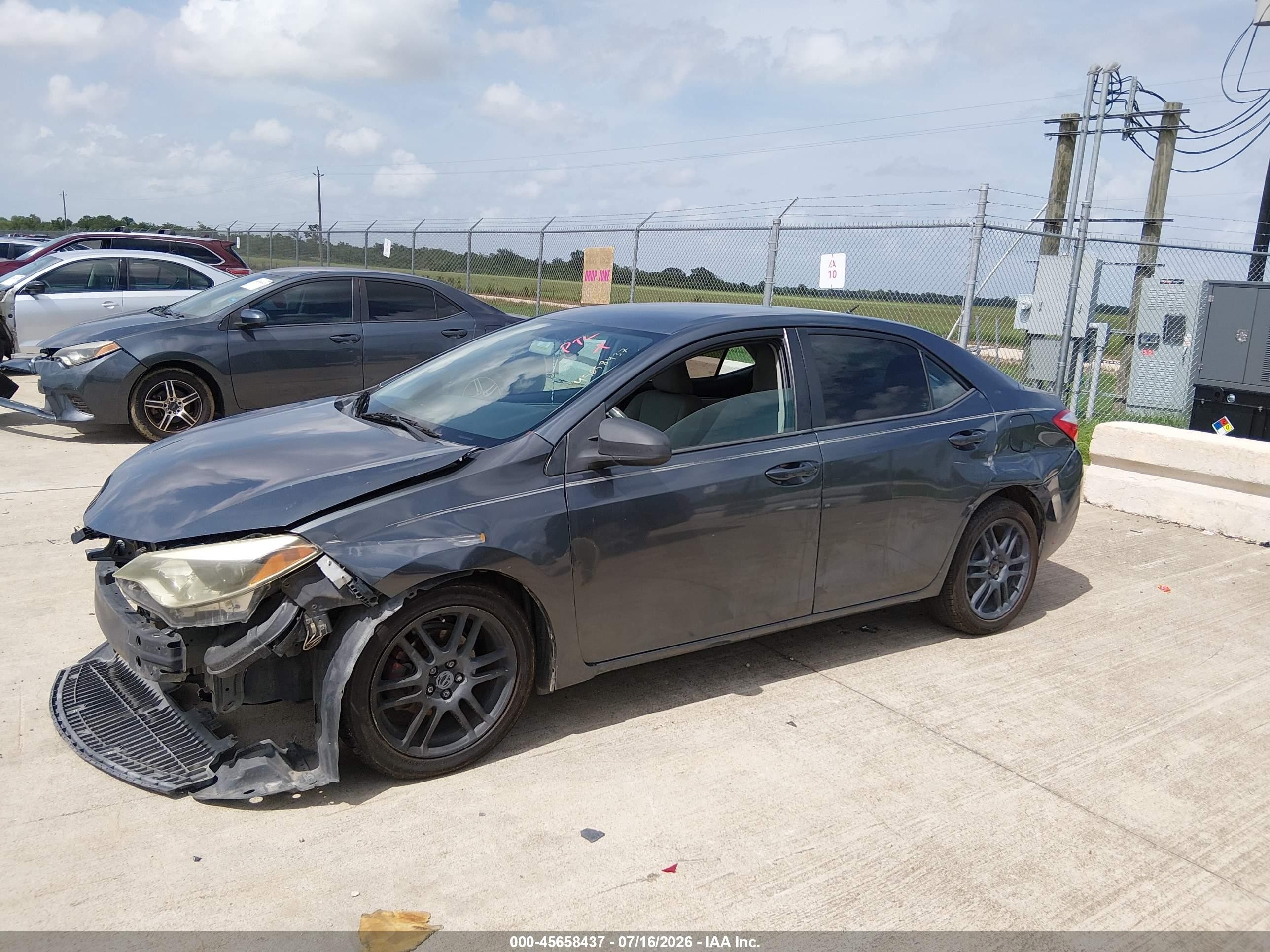 2015 Toyota Corolla Le Gray vin: 2T1BURHE1FC457416