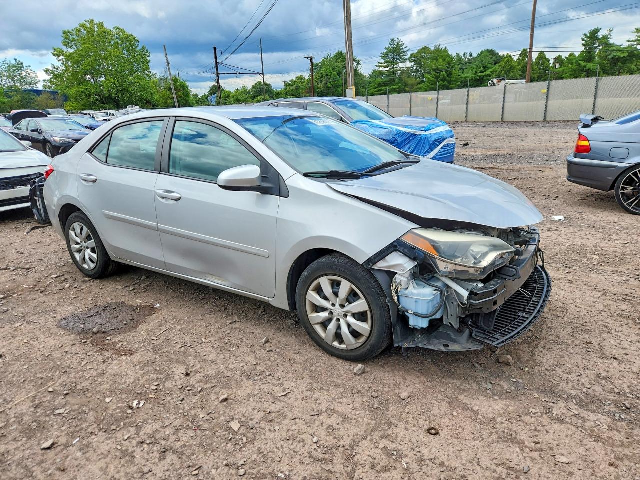 2015 Toyota Corolla Le Silver vin: 2T1BURHE1FC459196