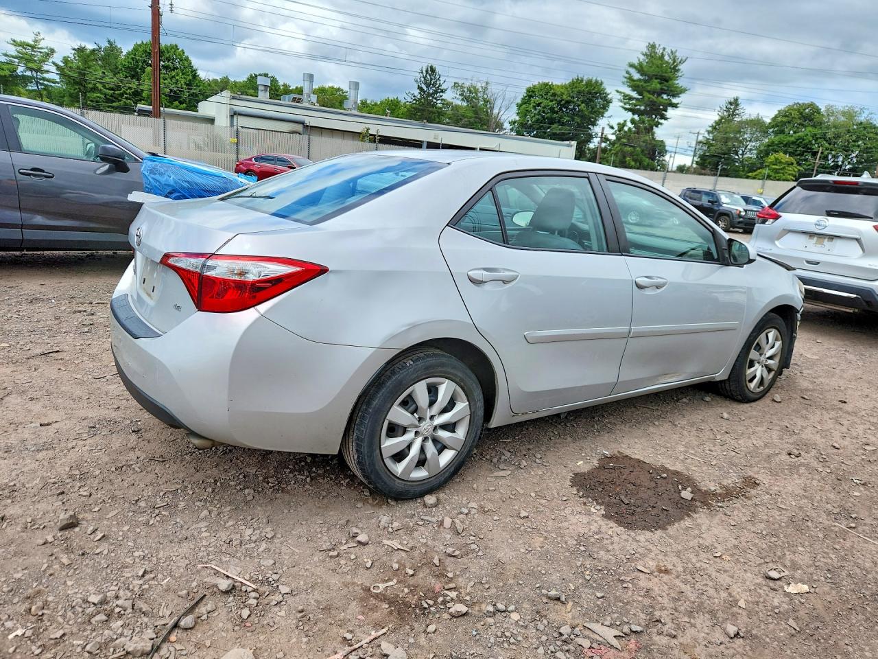 2015 Toyota Corolla Le Silver vin: 2T1BURHE1FC459196