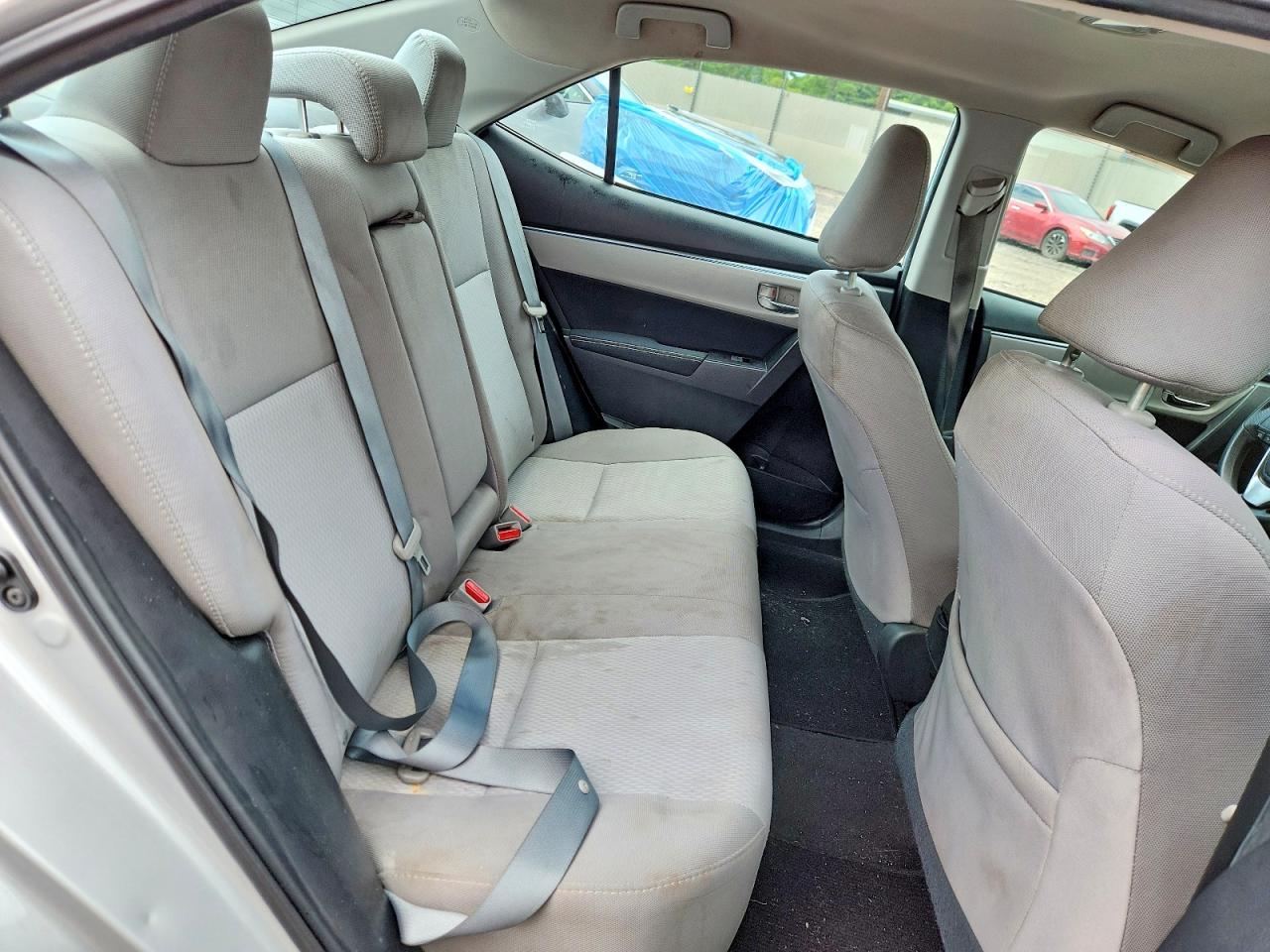 2015 Toyota Corolla Le Silver vin: 2T1BURHE1FC459196