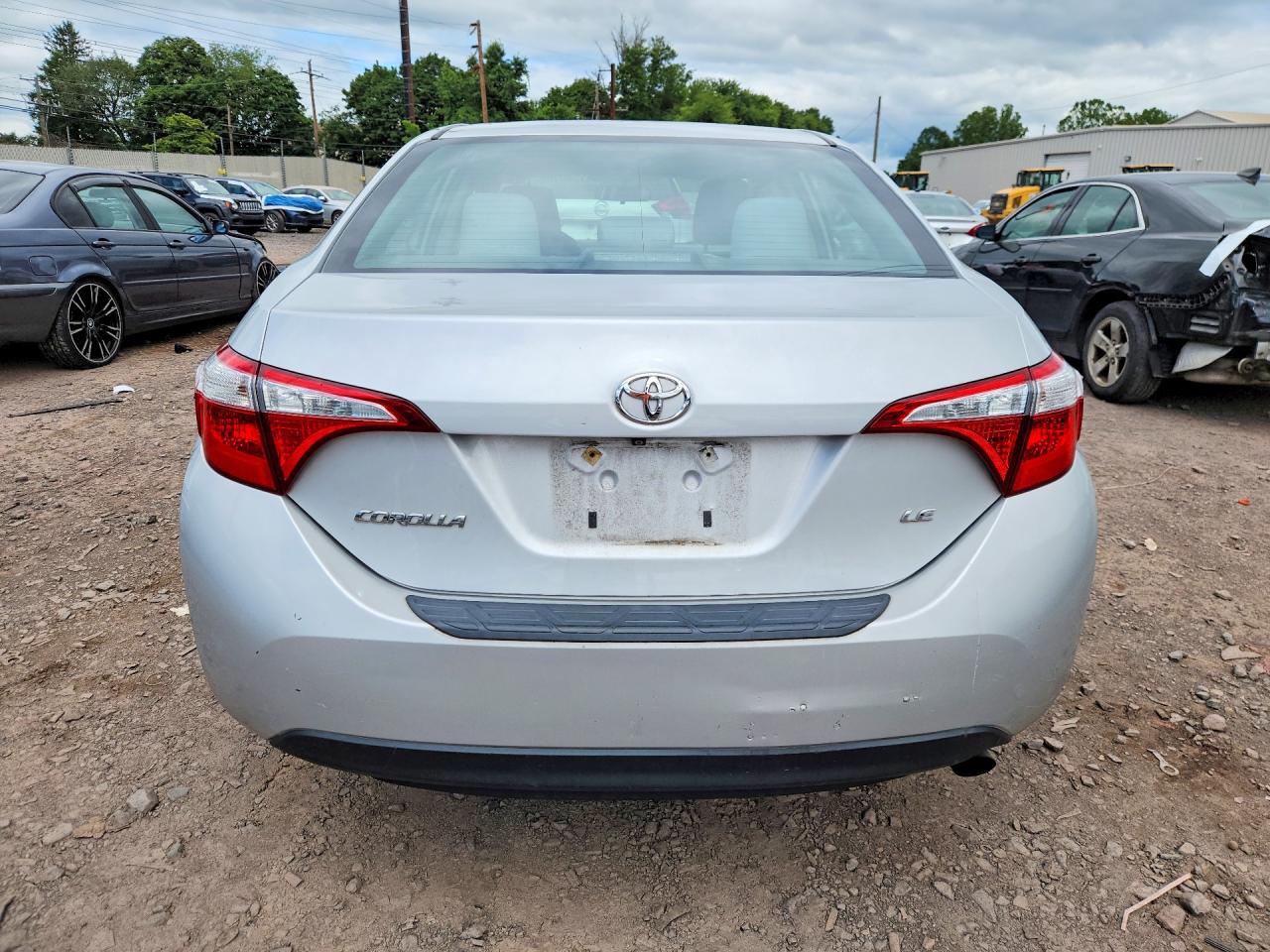 2015 Toyota Corolla Le Silver vin: 2T1BURHE1FC459196