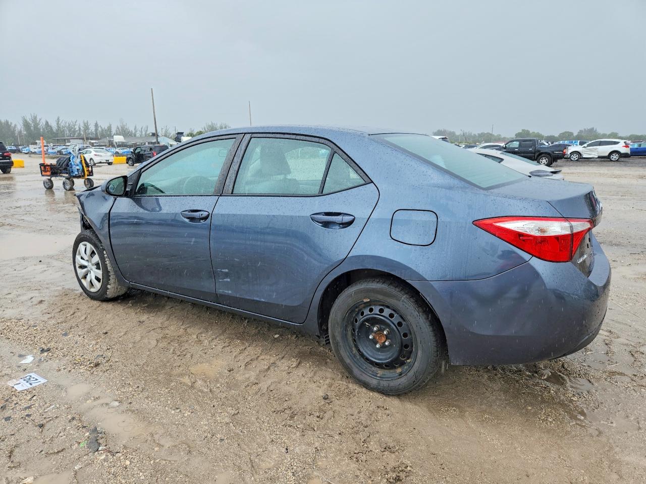 2015 Toyota Corolla Le Blue vin: 2T1BURHE1FC465208