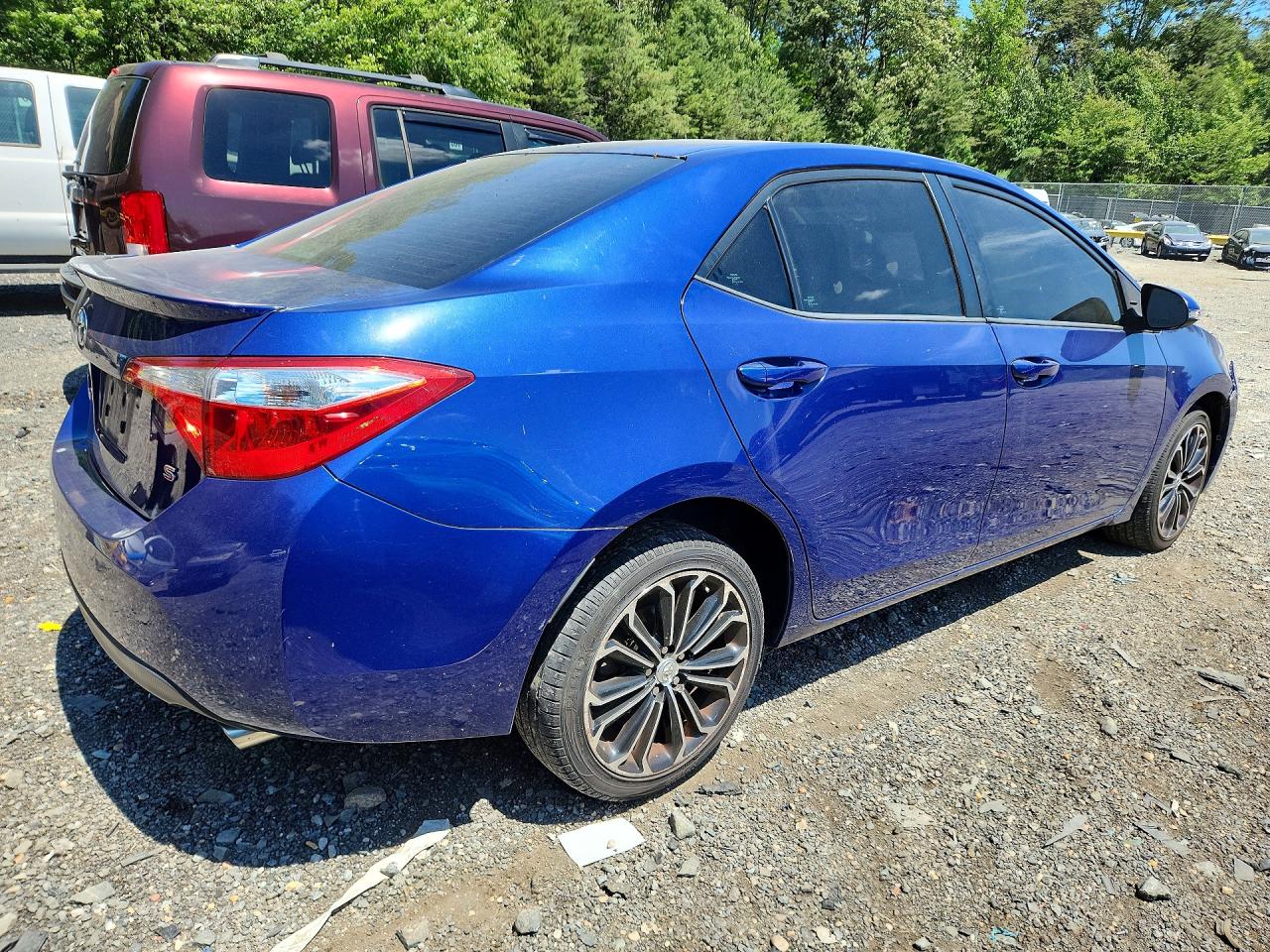 2015 Toyota Corolla S Plus Blue vin: 2T1BURHE1FC471526
