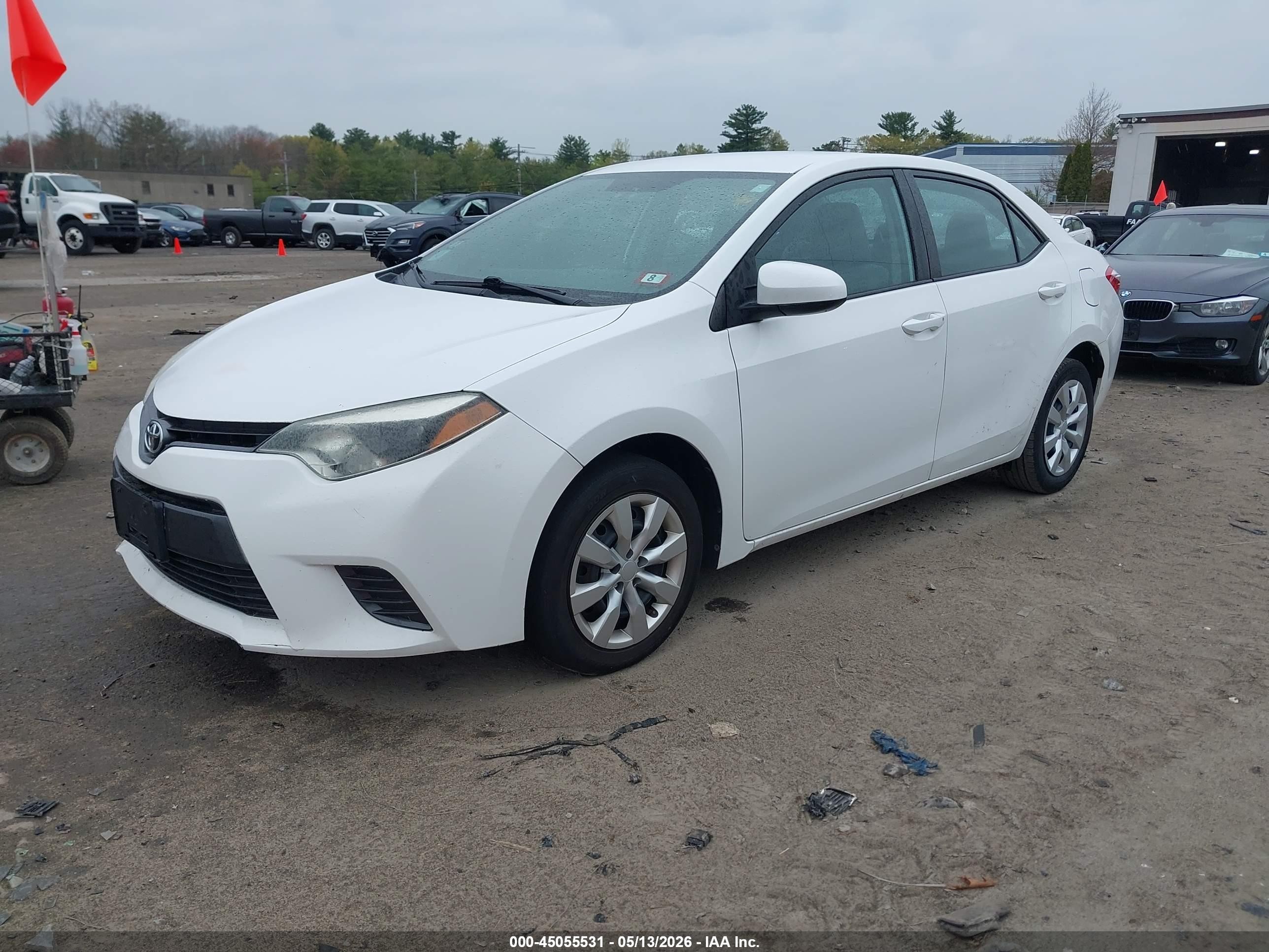 2015 Toyota Corolla Le Silver vin: 2T1BURHE1FC472658