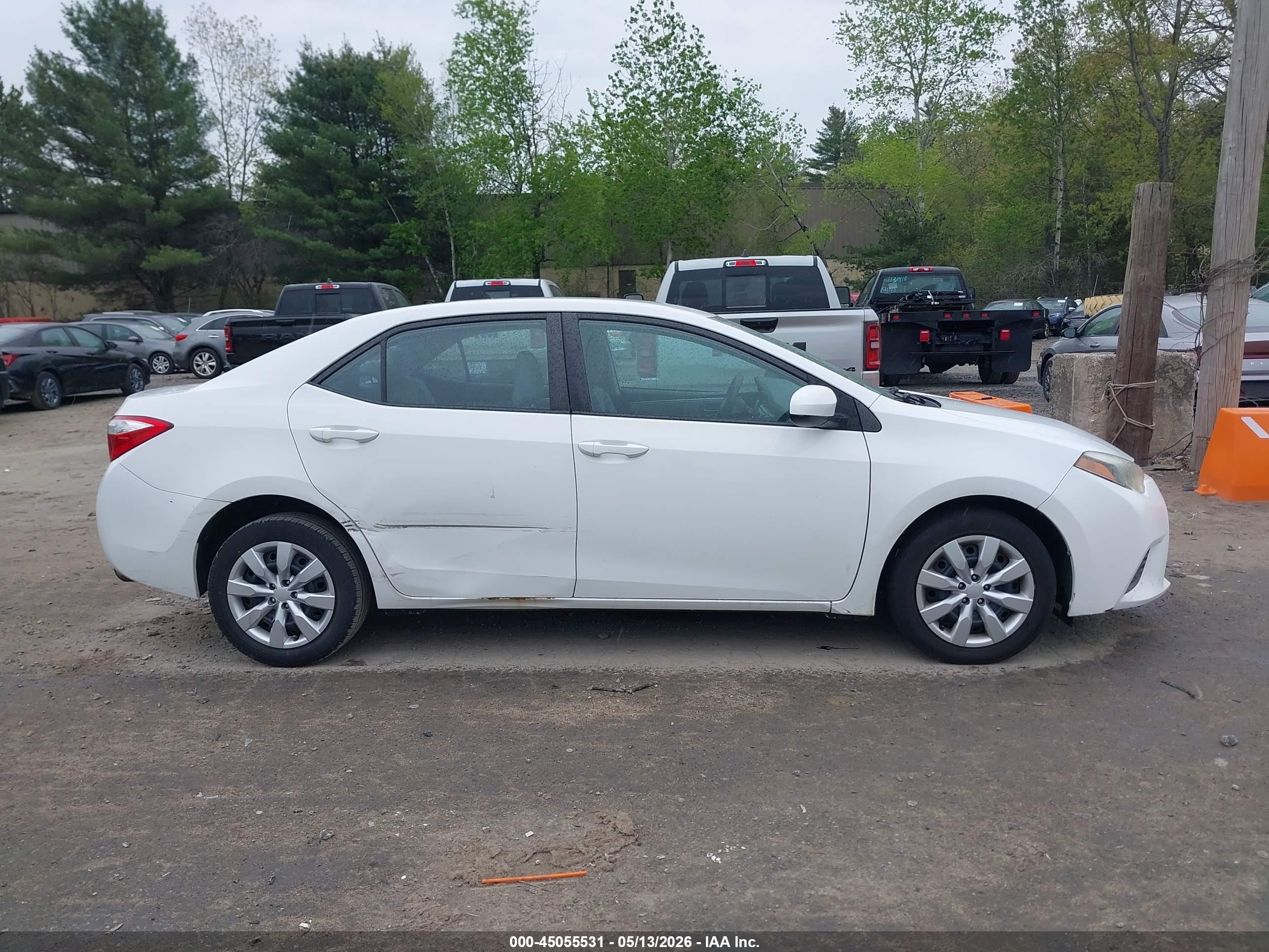 2015 Toyota Corolla Le Silver vin: 2T1BURHE1FC472658
