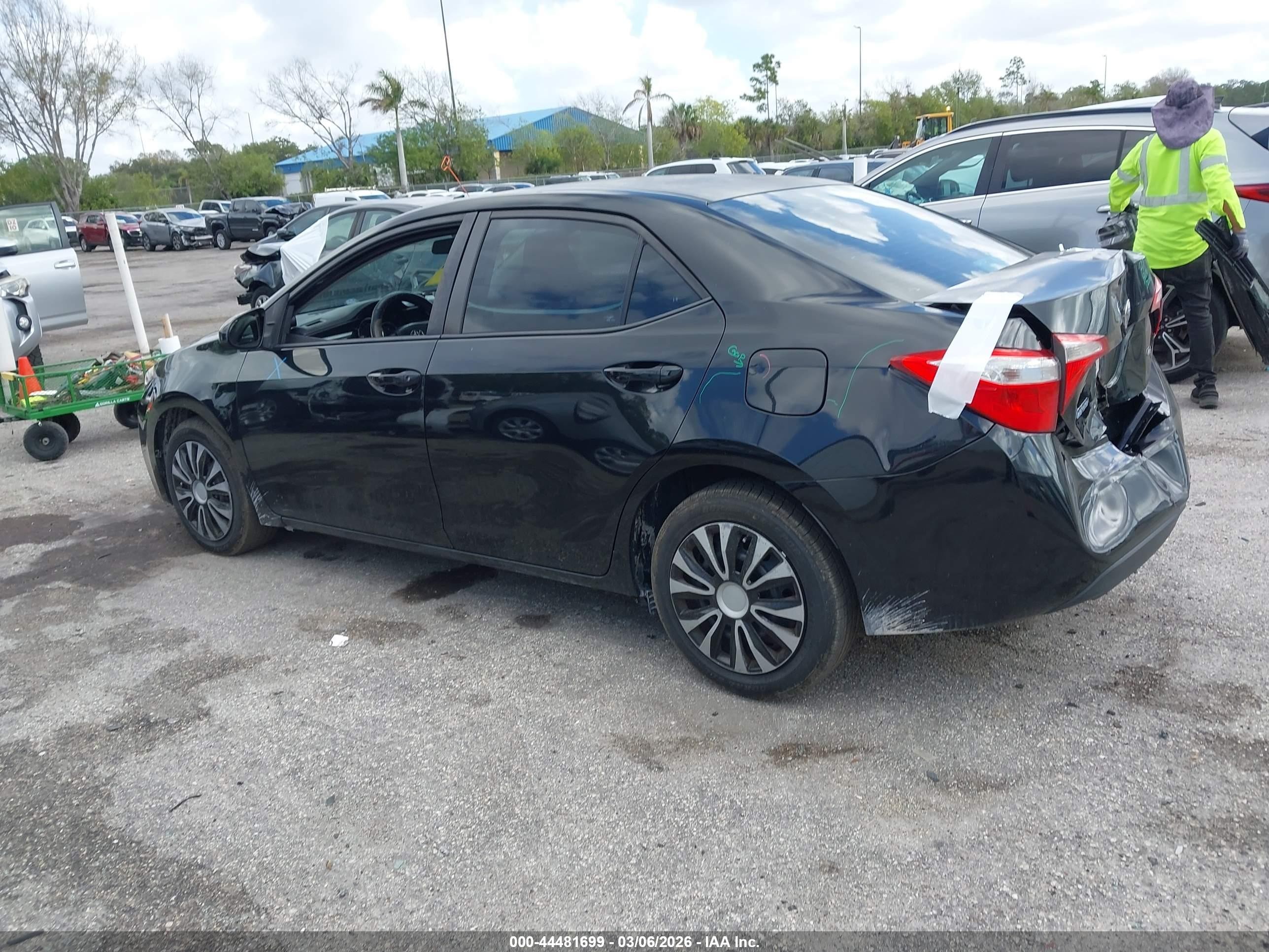 2015 Toyota Corolla Le Black vin: 2T1BURHE1FC473647