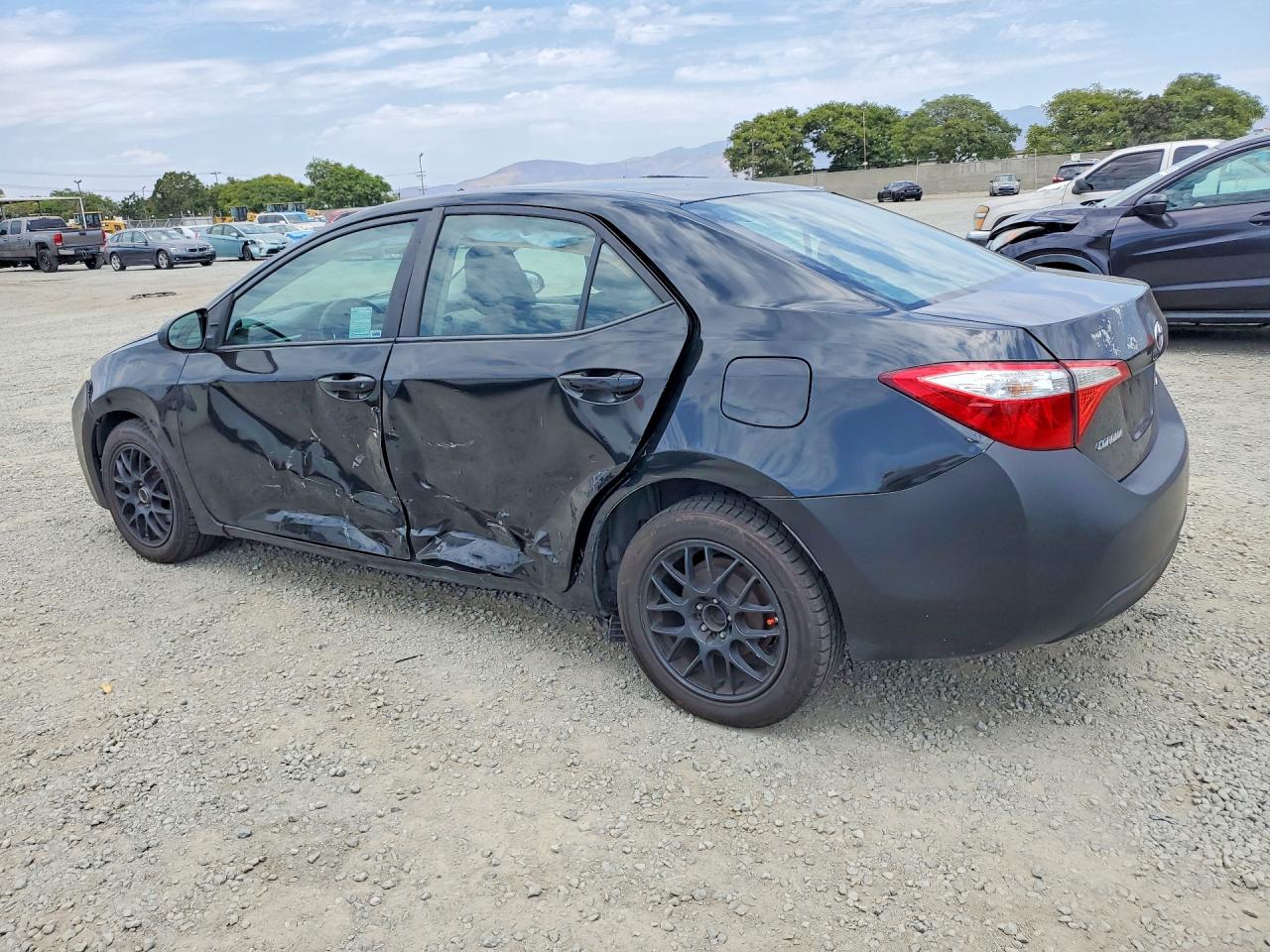2015 Toyota Corolla Le Black vin: 2T1BURHE1FC474894