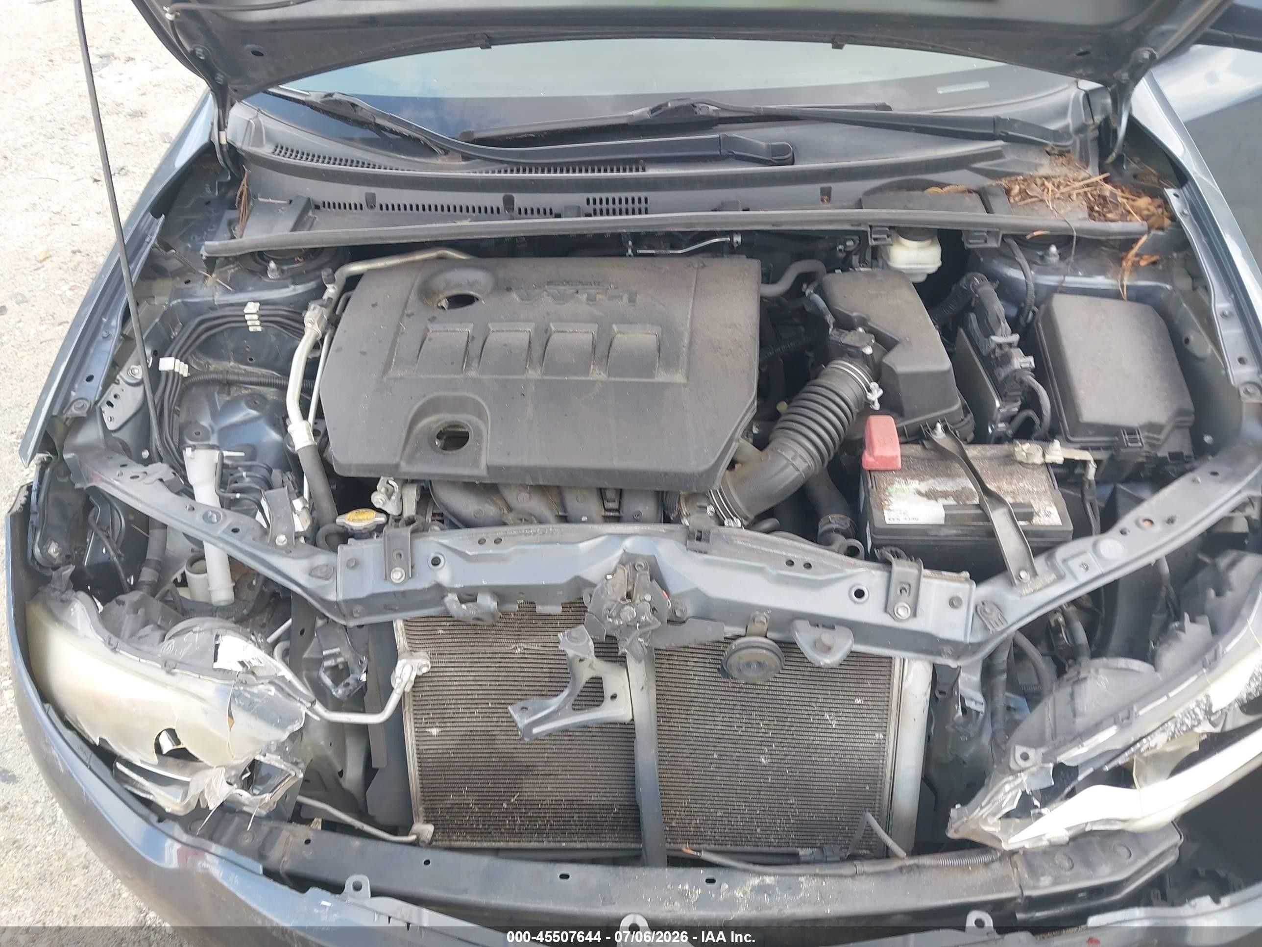 2015 Toyota Corolla Le Gray vin: 2T1BURHE1FC475611