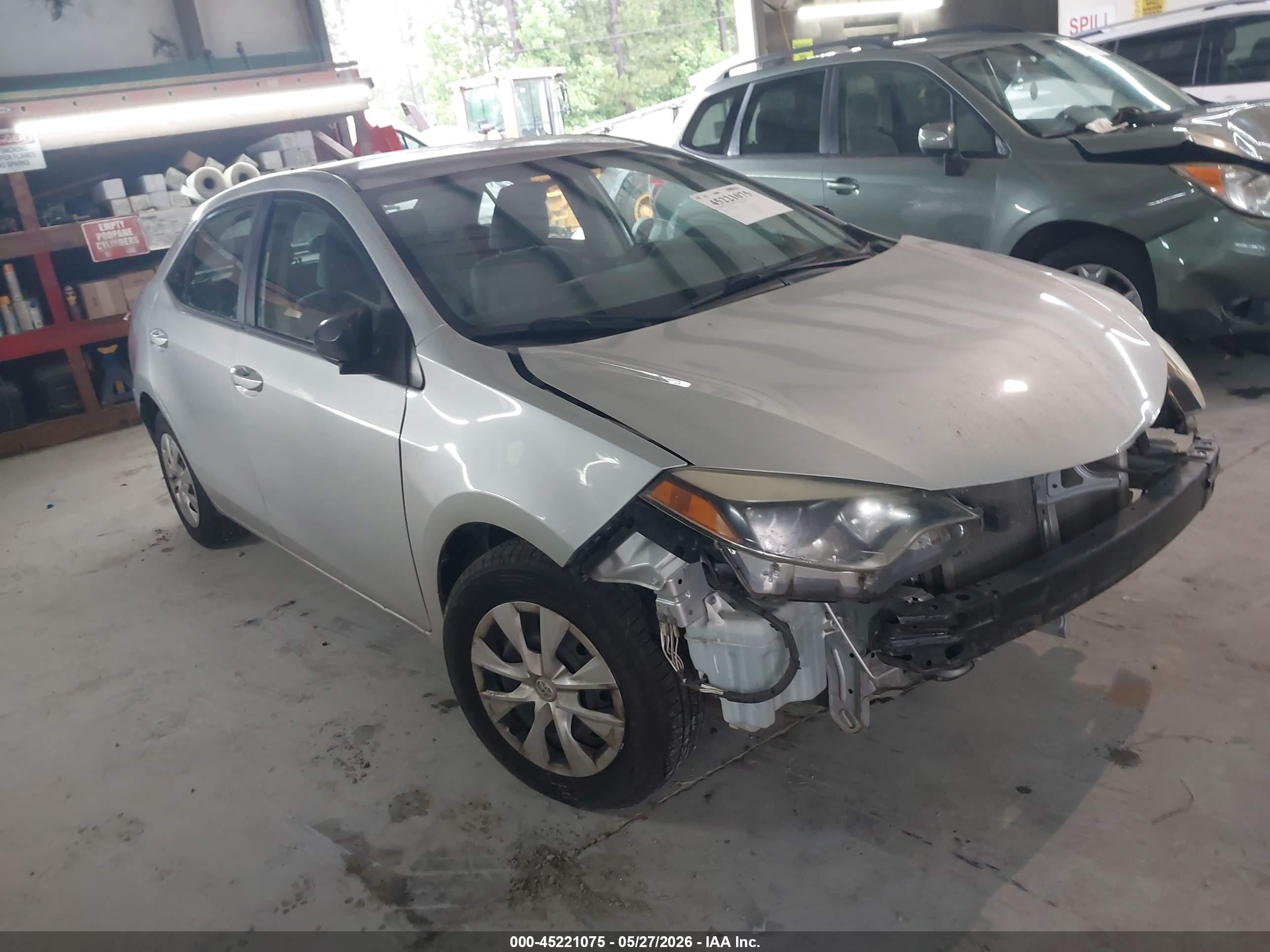 2015 Toyota Corolla L Silver vin: 2T1BURHE1FC478184