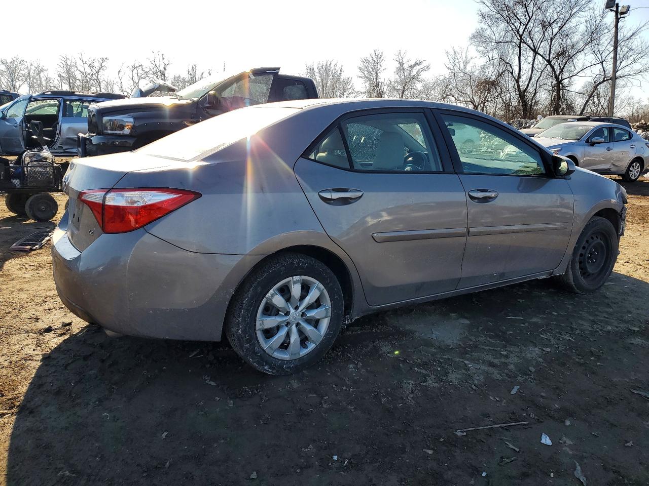 2016 Toyota Corolla Tan vin: 2T1BURHE1GC500606