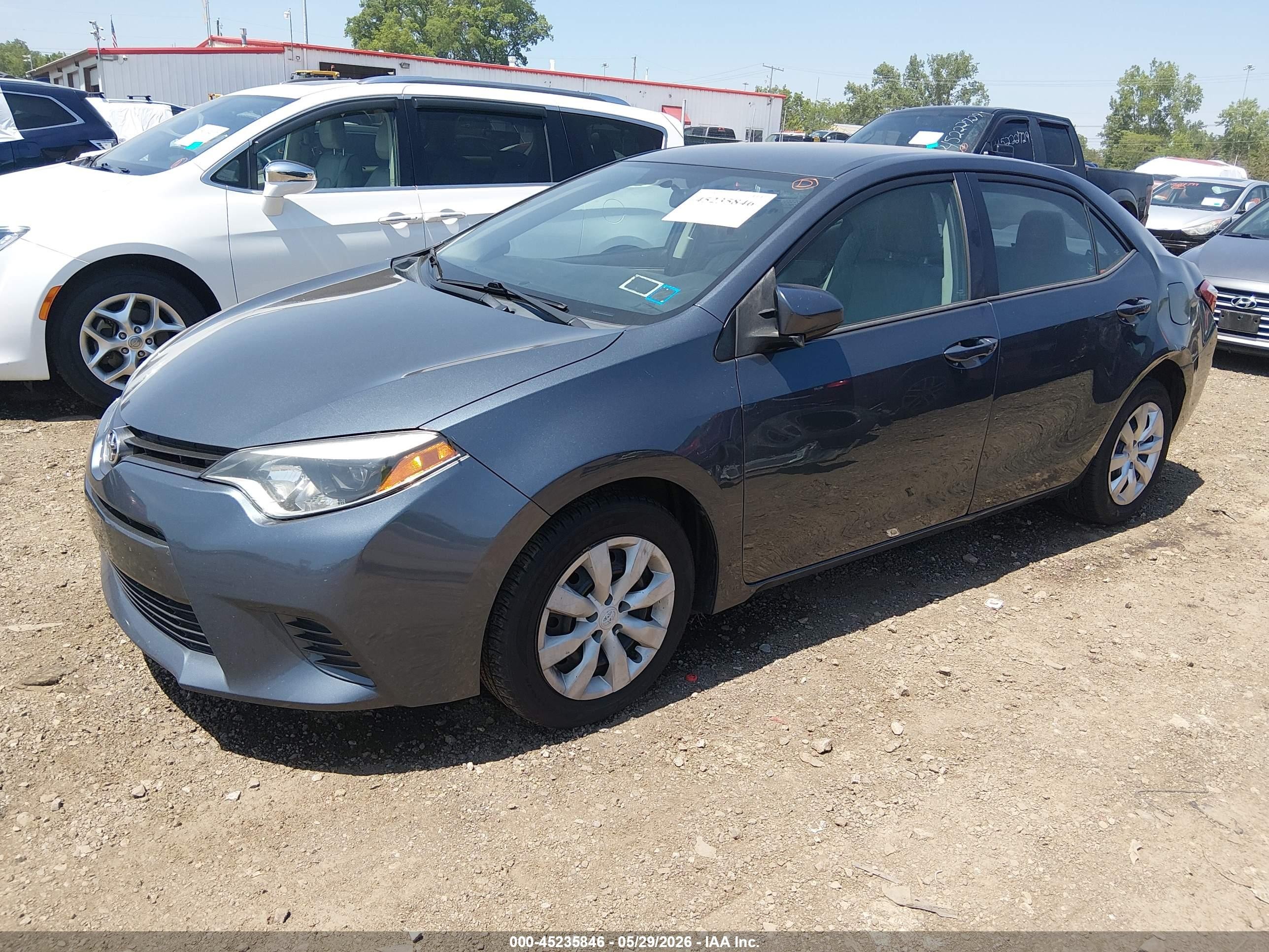 2016 Toyota Corolla Le Gray vin: 2T1BURHE1GC547179