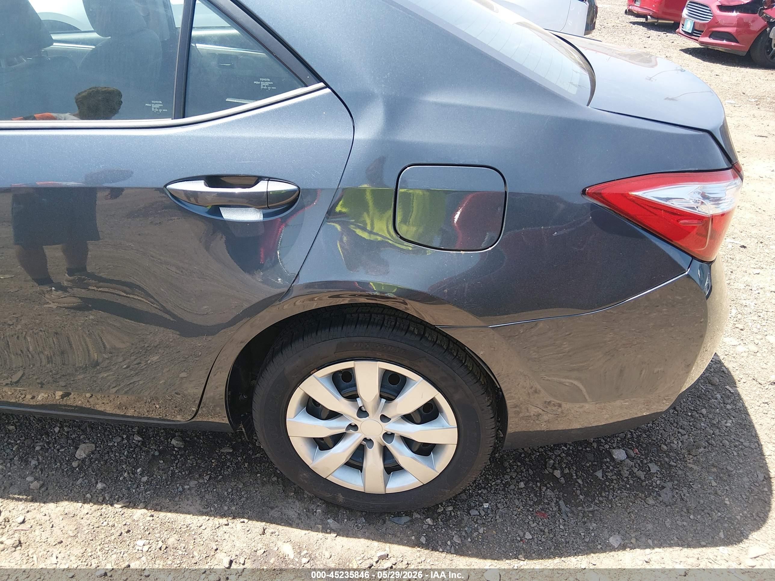 2016 Toyota Corolla Le Gray vin: 2T1BURHE1GC547179