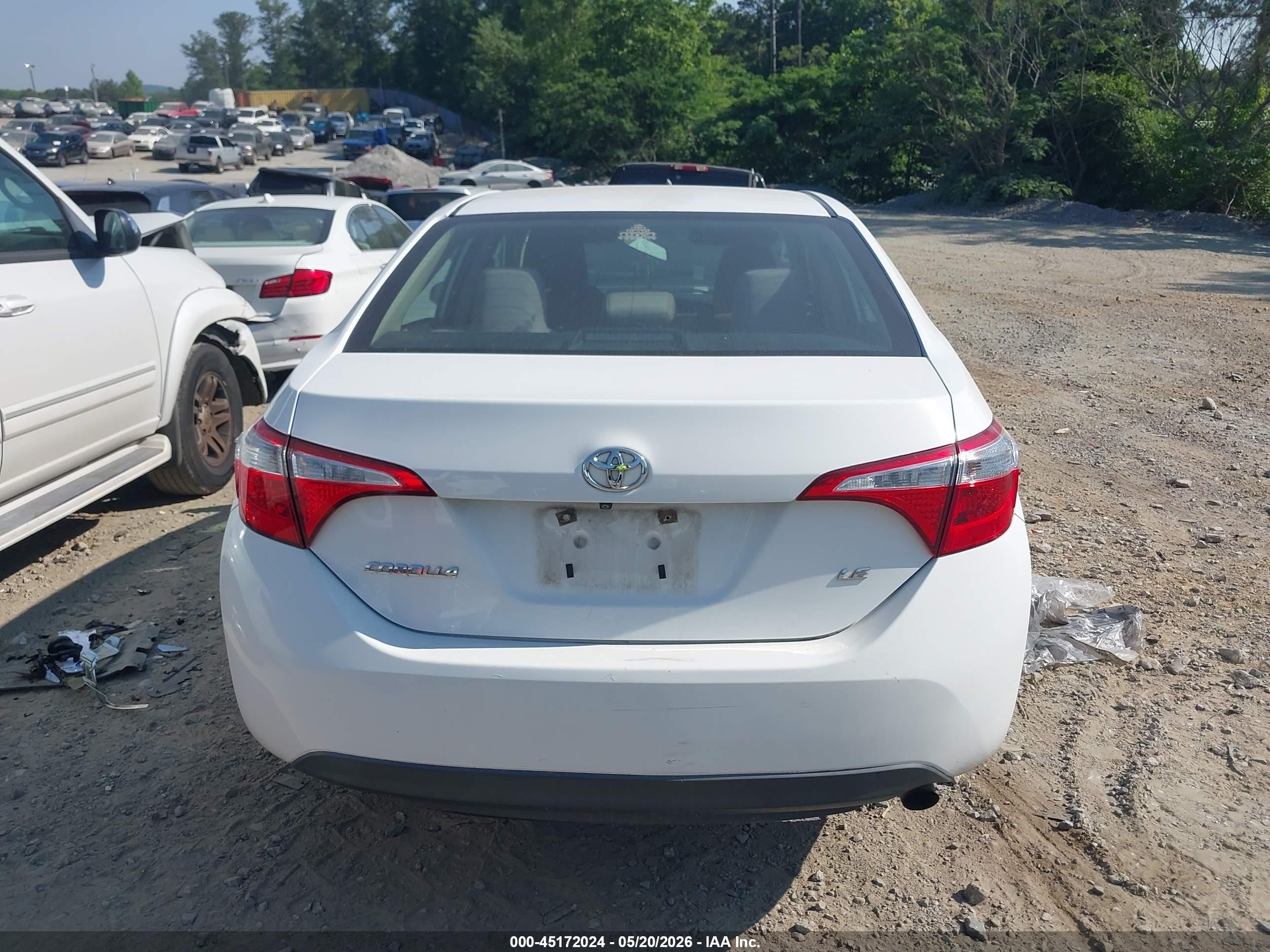 2016 Toyota Corolla Le White vin: 2T1BURHE1GC656063