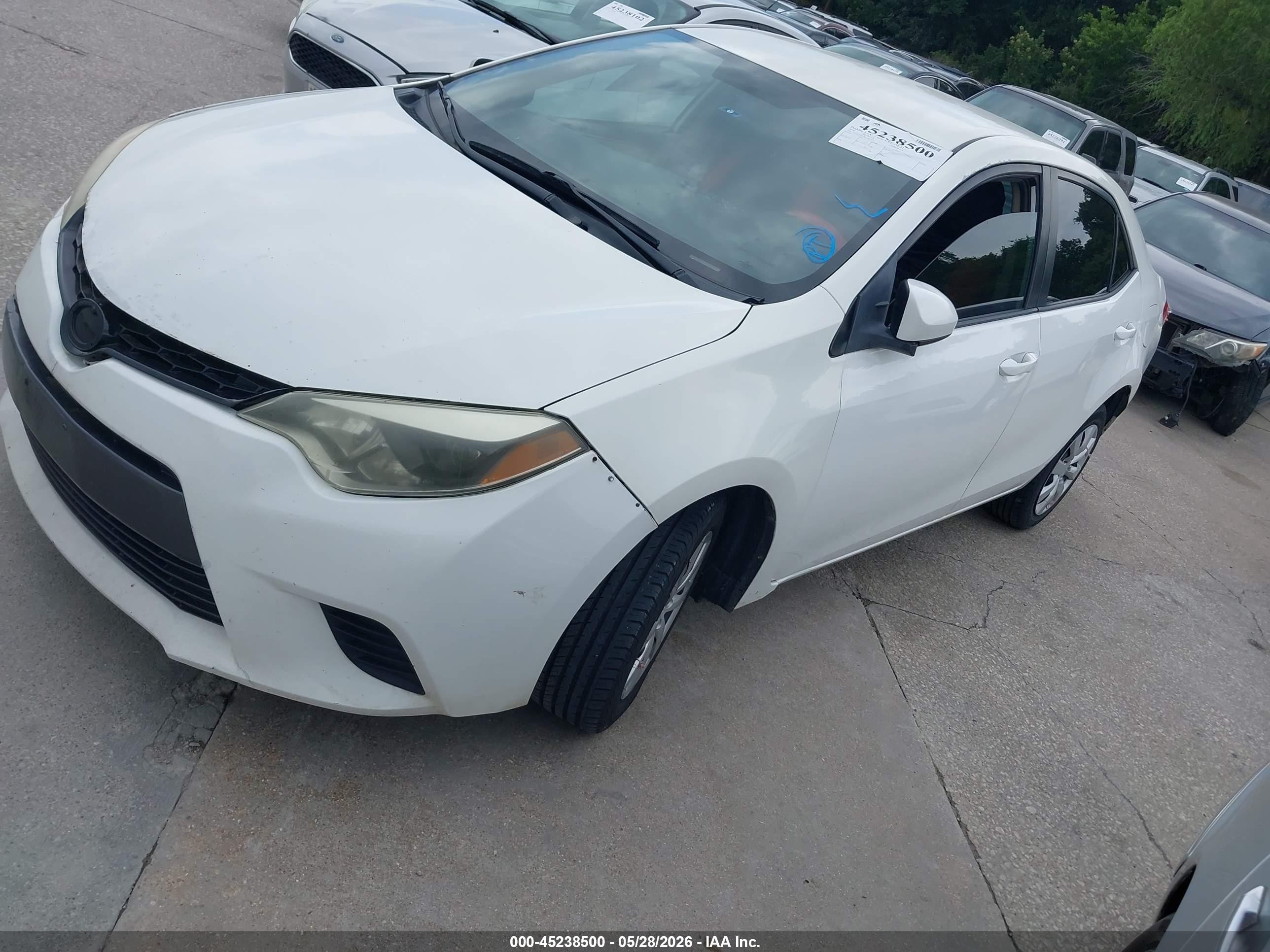 2016 Toyota Corolla Le White vin: 2T1BURHE1GC692349