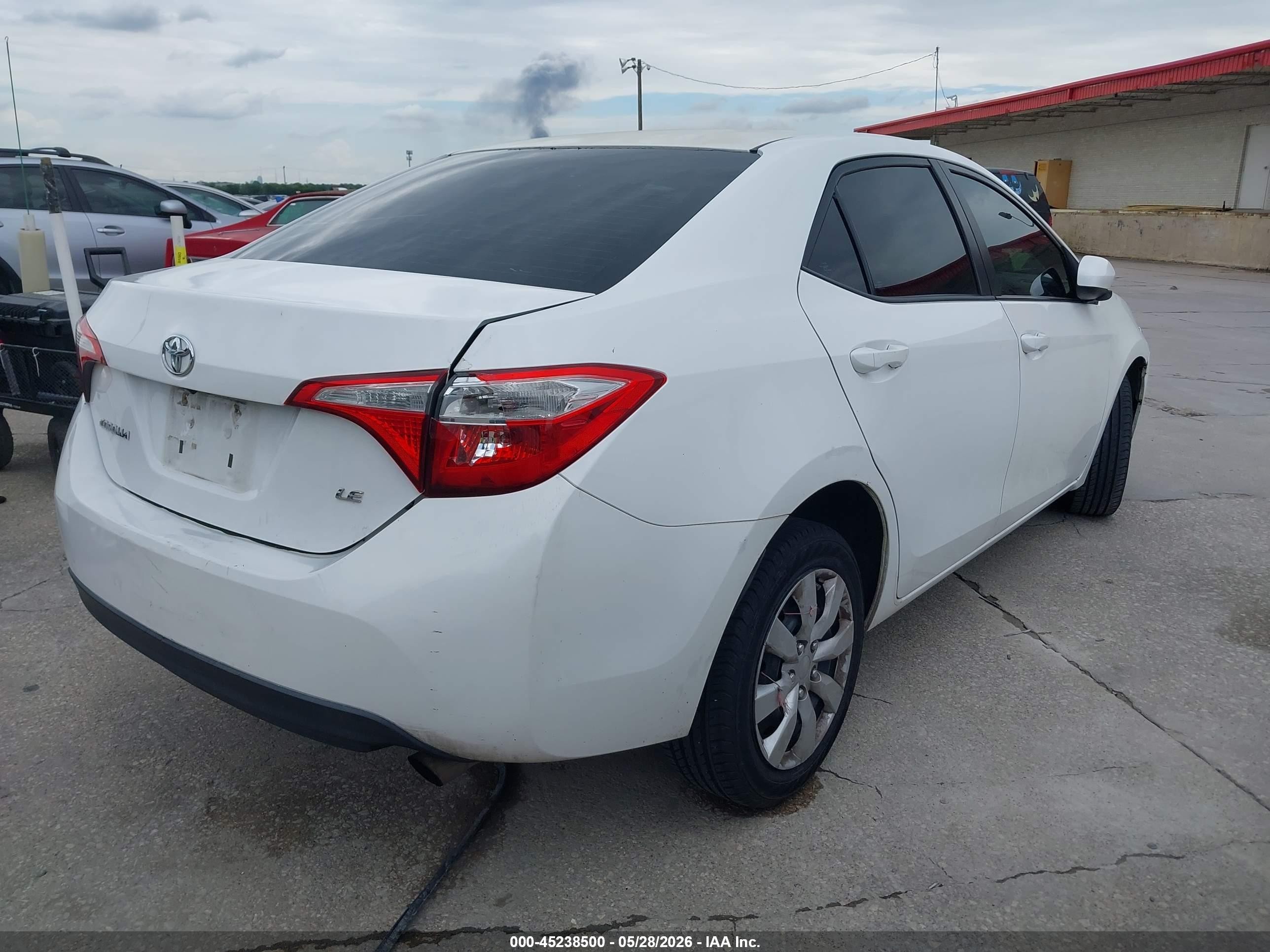 2016 Toyota Corolla Le White vin: 2T1BURHE1GC692349