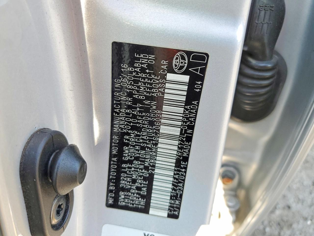 2016 Toyota Corolla L Silver vin: 2T1BURHE1GC706038
