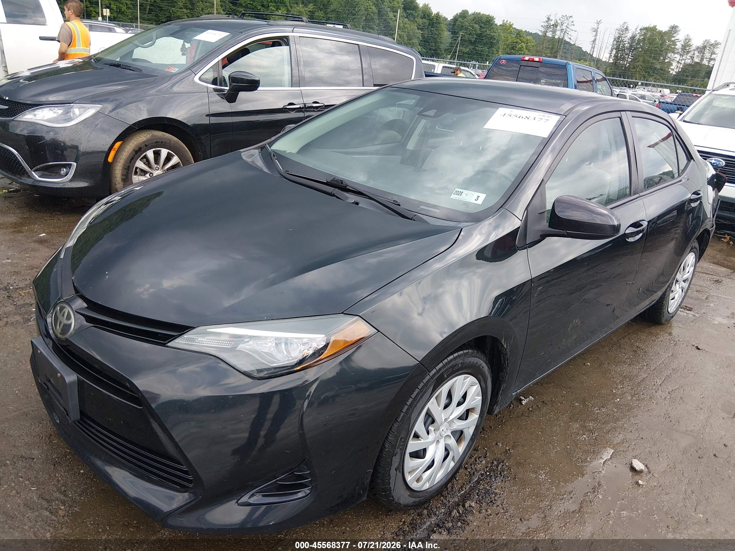 2017 Toyota Corolla Le Gray vin: 2T1BURHE1HC767794