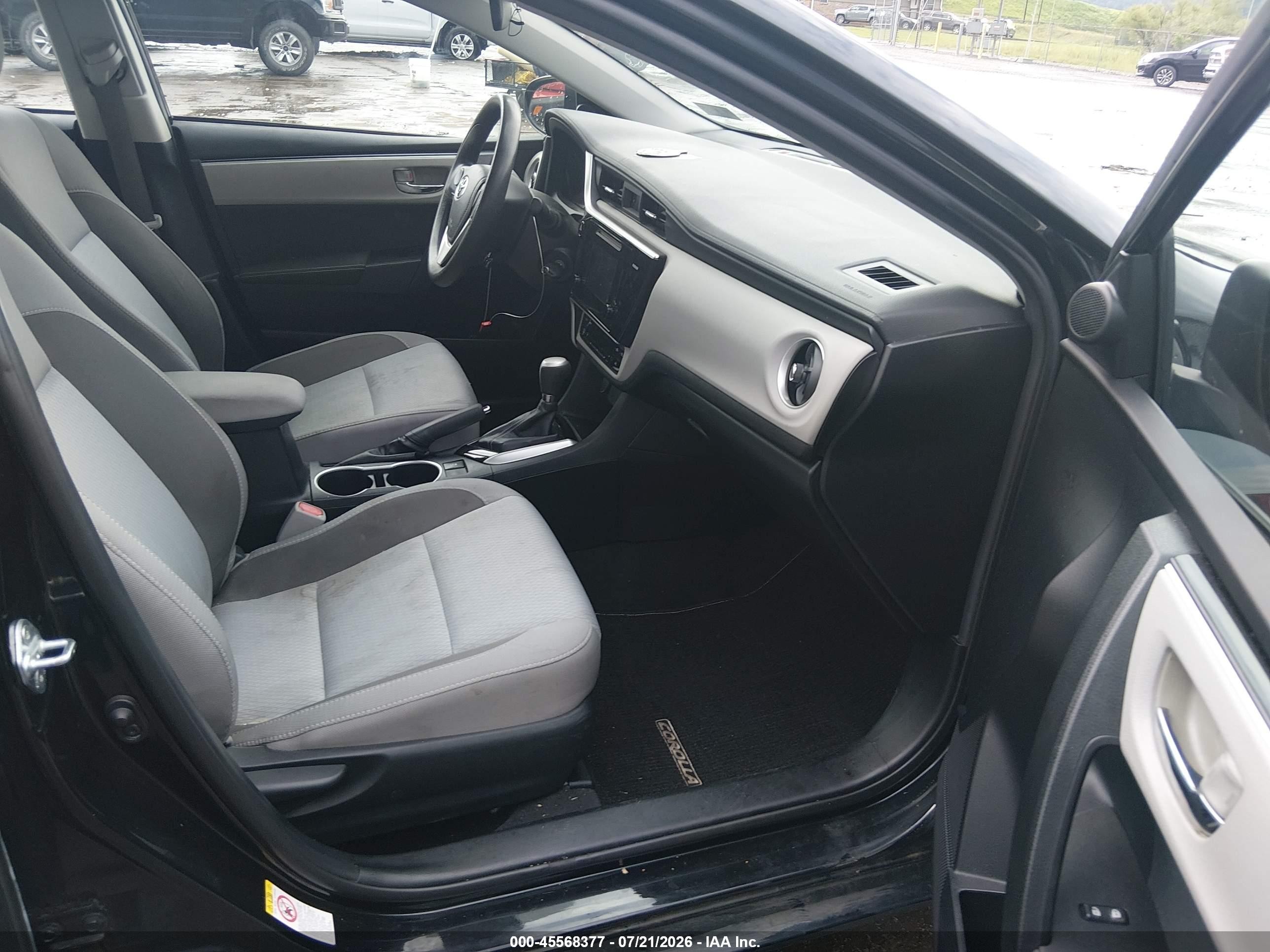 2017 Toyota Corolla Le Gray vin: 2T1BURHE1HC767794