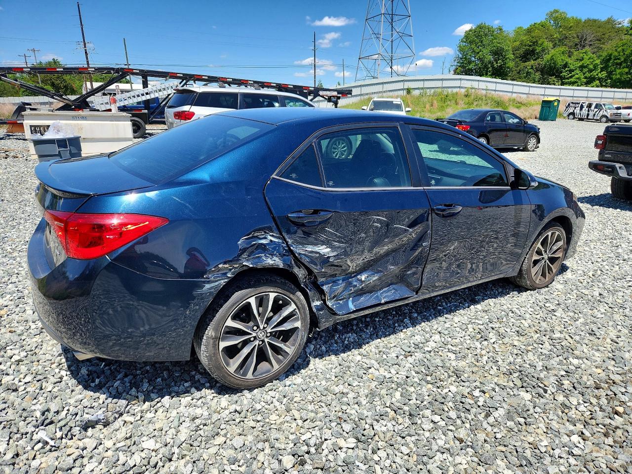 2017 Toyota Corolla Se Blue vin: 2T1BURHE1HC902742