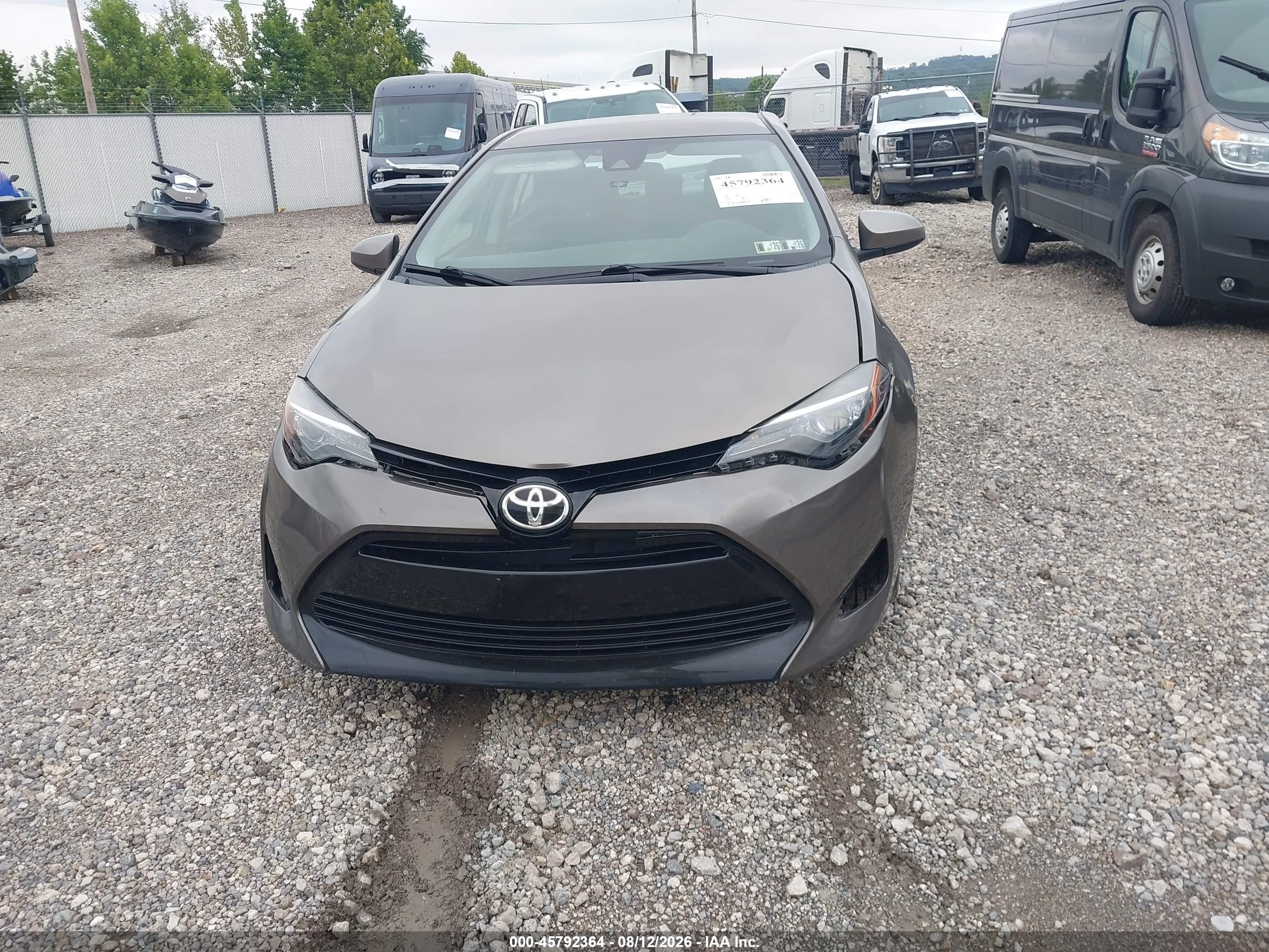 2017 Toyota Corolla Le Серый vin: 2T1BURHE1HC938169