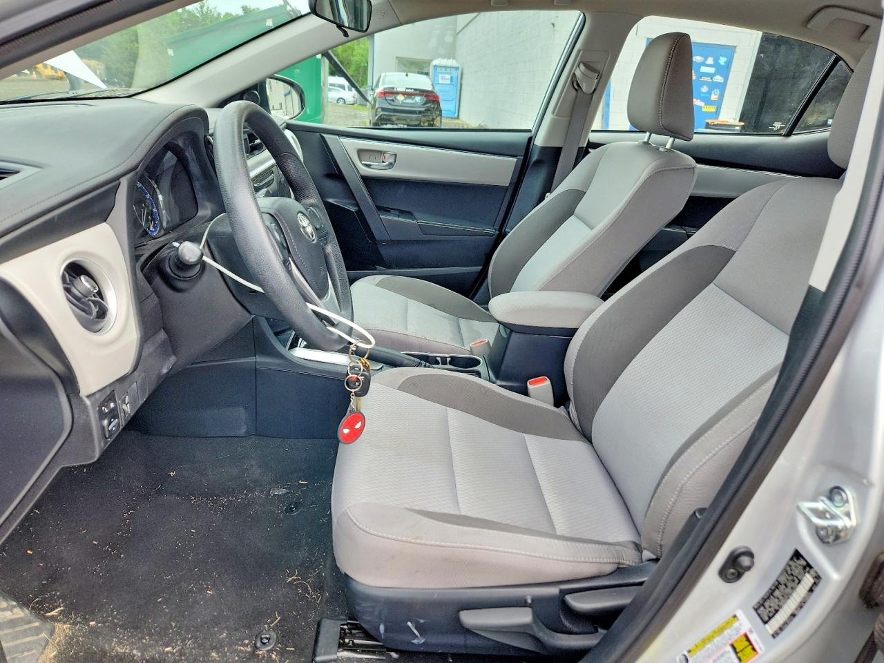 2017 Toyota Corolla Le Silver vin: 2T1BURHE1HC939726