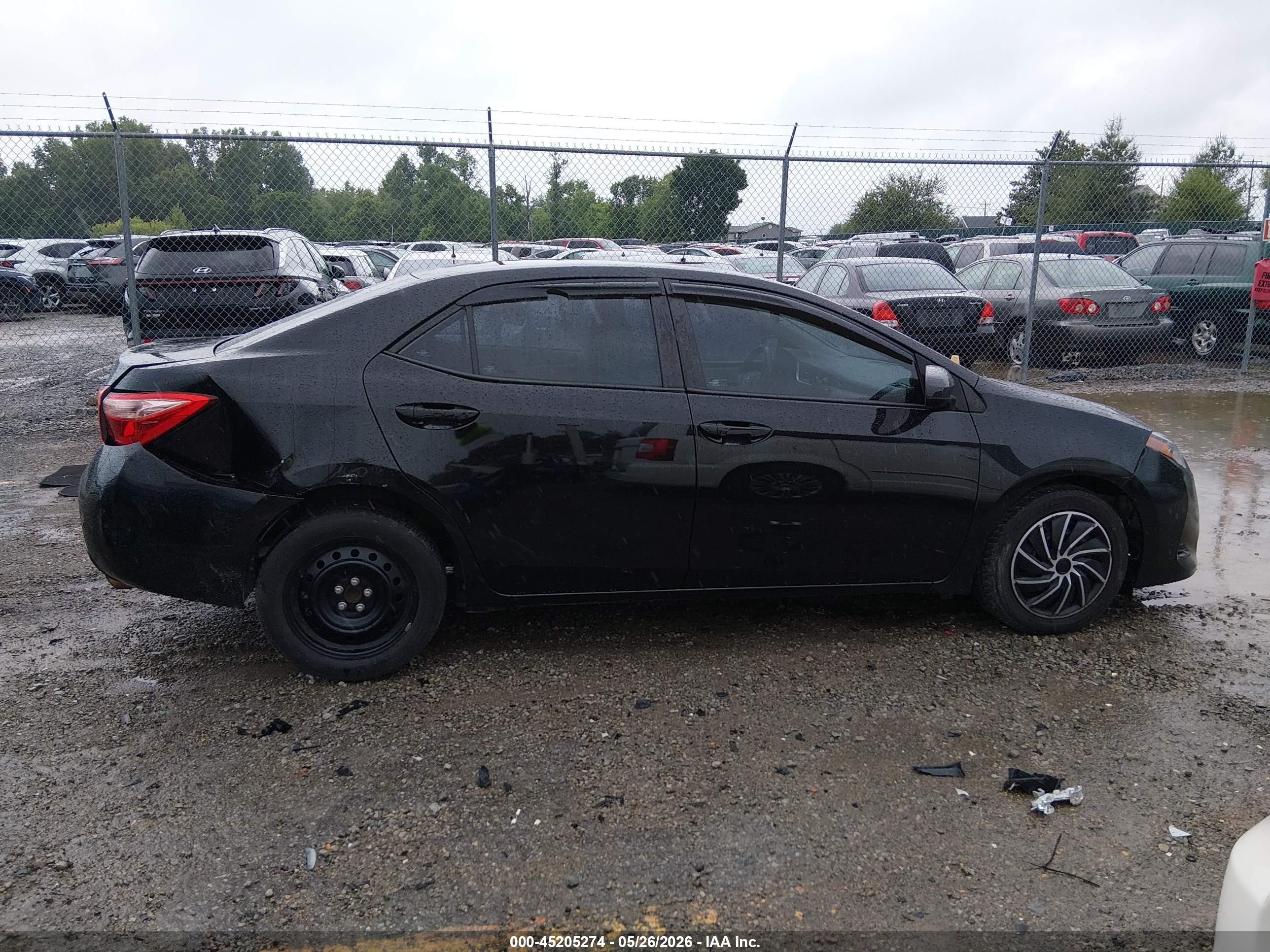 2017 Toyota Corolla Le Black vin: 2T1BURHE1HC943887