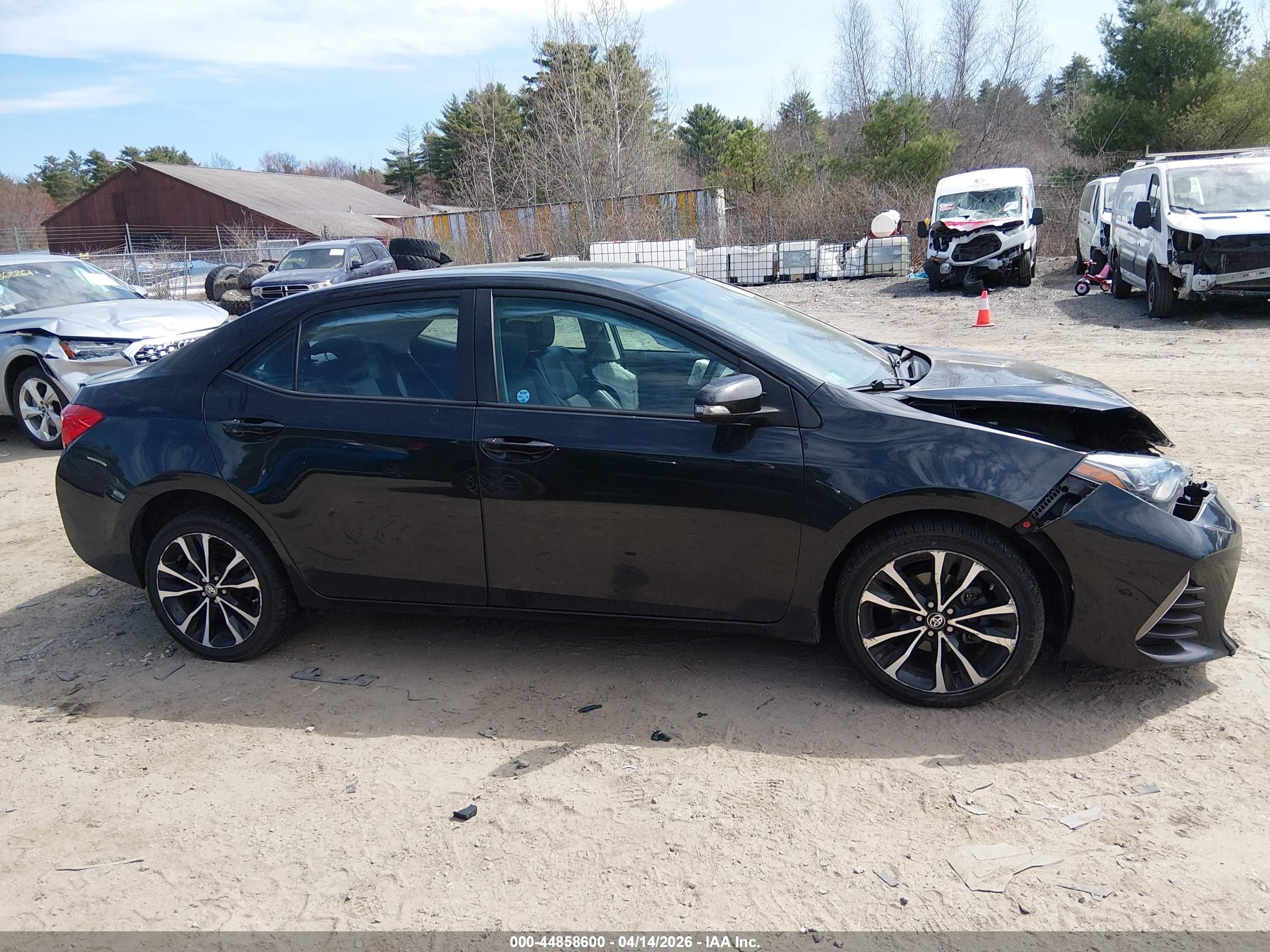 2019 Toyota Corolla Se Black vin: 2T1BURHE1KC164688