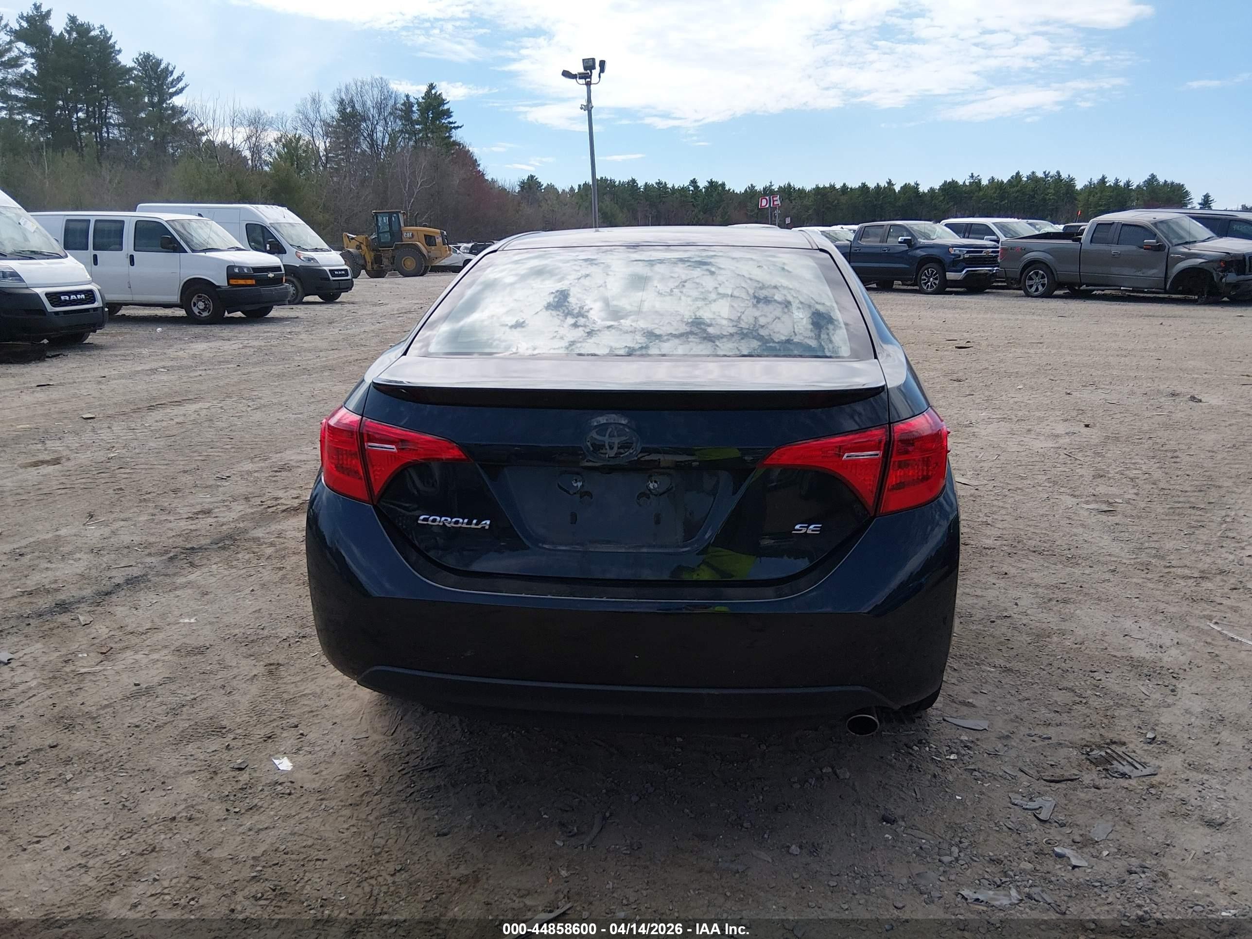 2019 Toyota Corolla Se Black vin: 2T1BURHE1KC164688