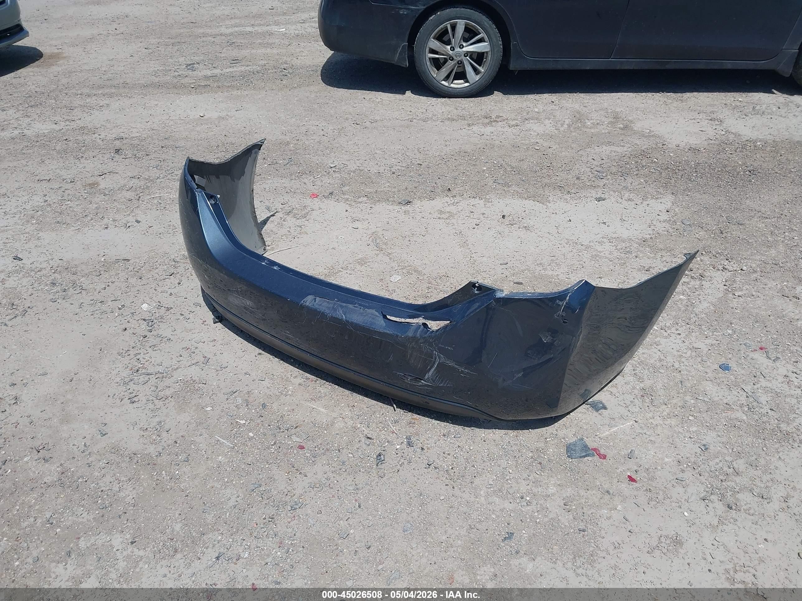 2019 Toyota Corolla Le Blue vin: 2T1BURHE1KC240071
