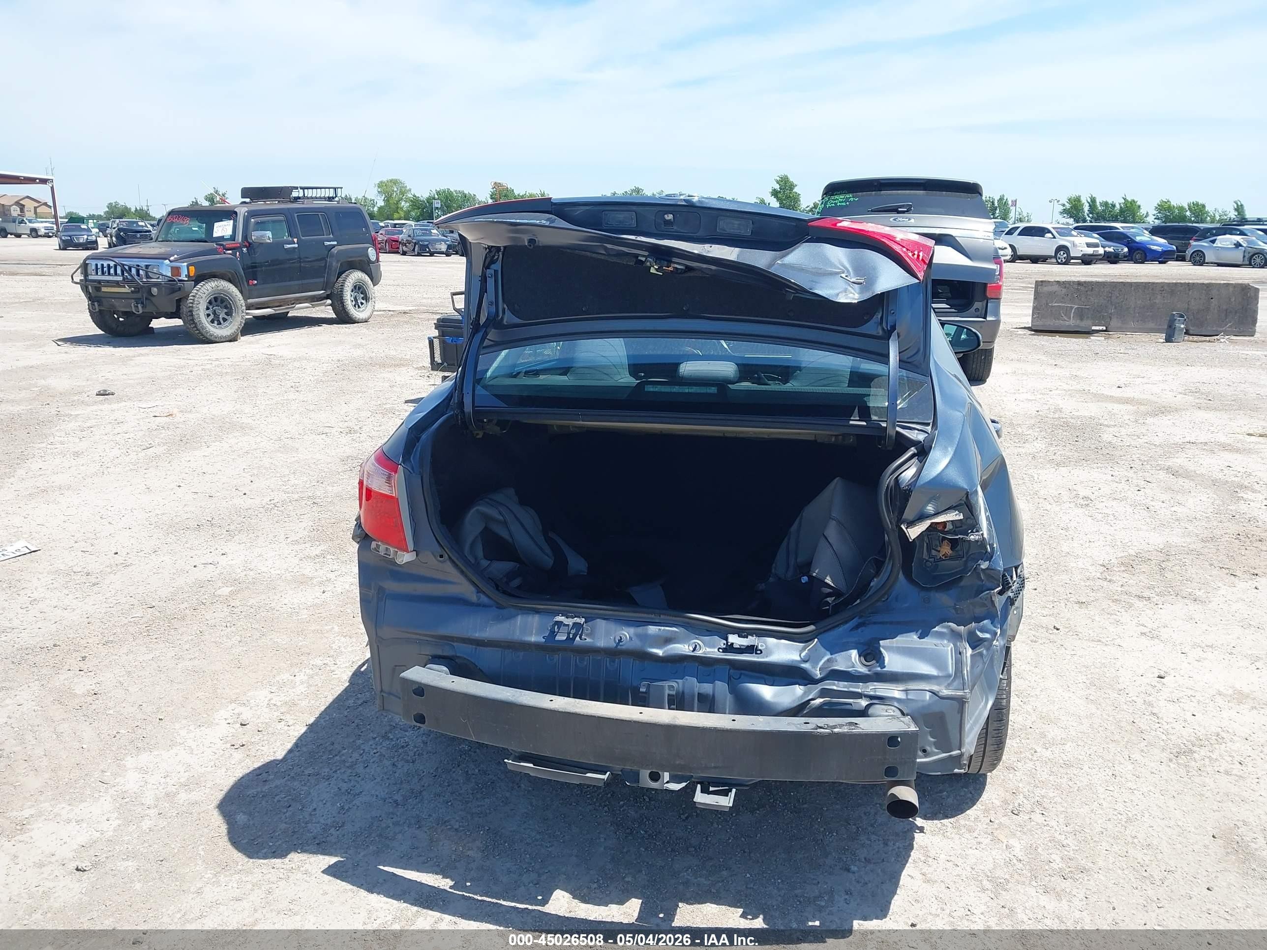 2019 Toyota Corolla Le Blue vin: 2T1BURHE1KC240071